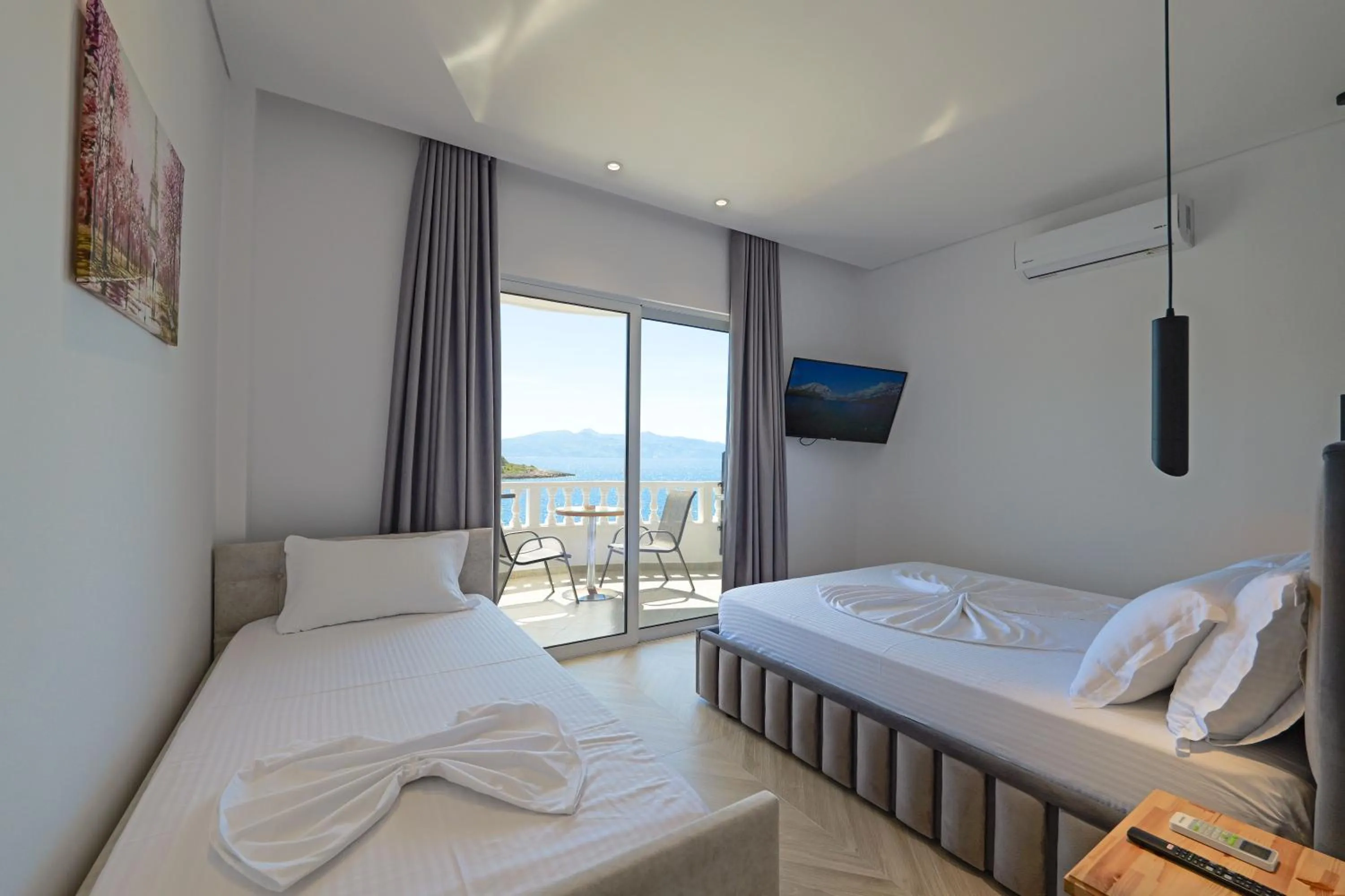 Bed in Villa Juna Beach