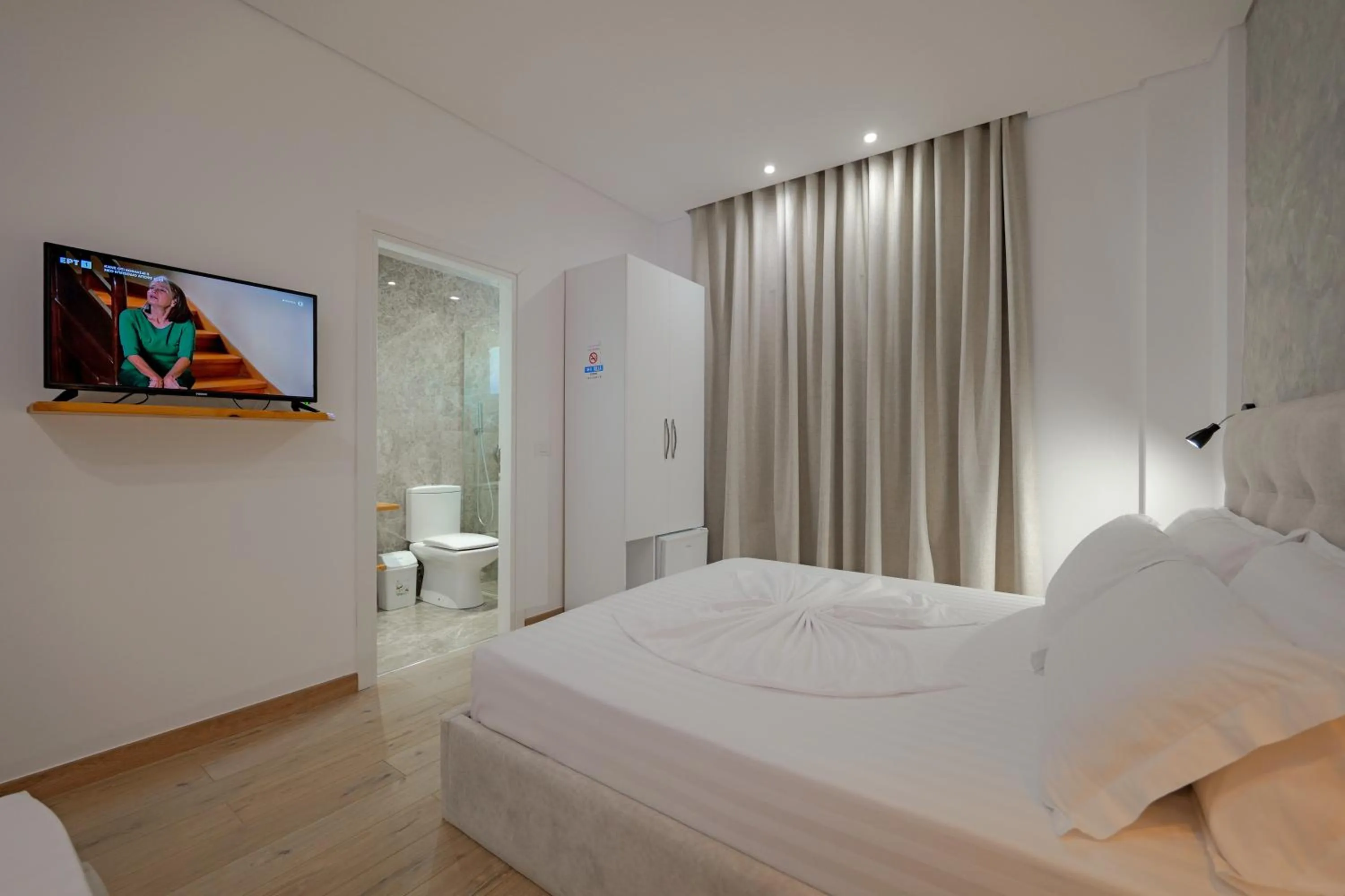 Bed in Villa Juna Beach