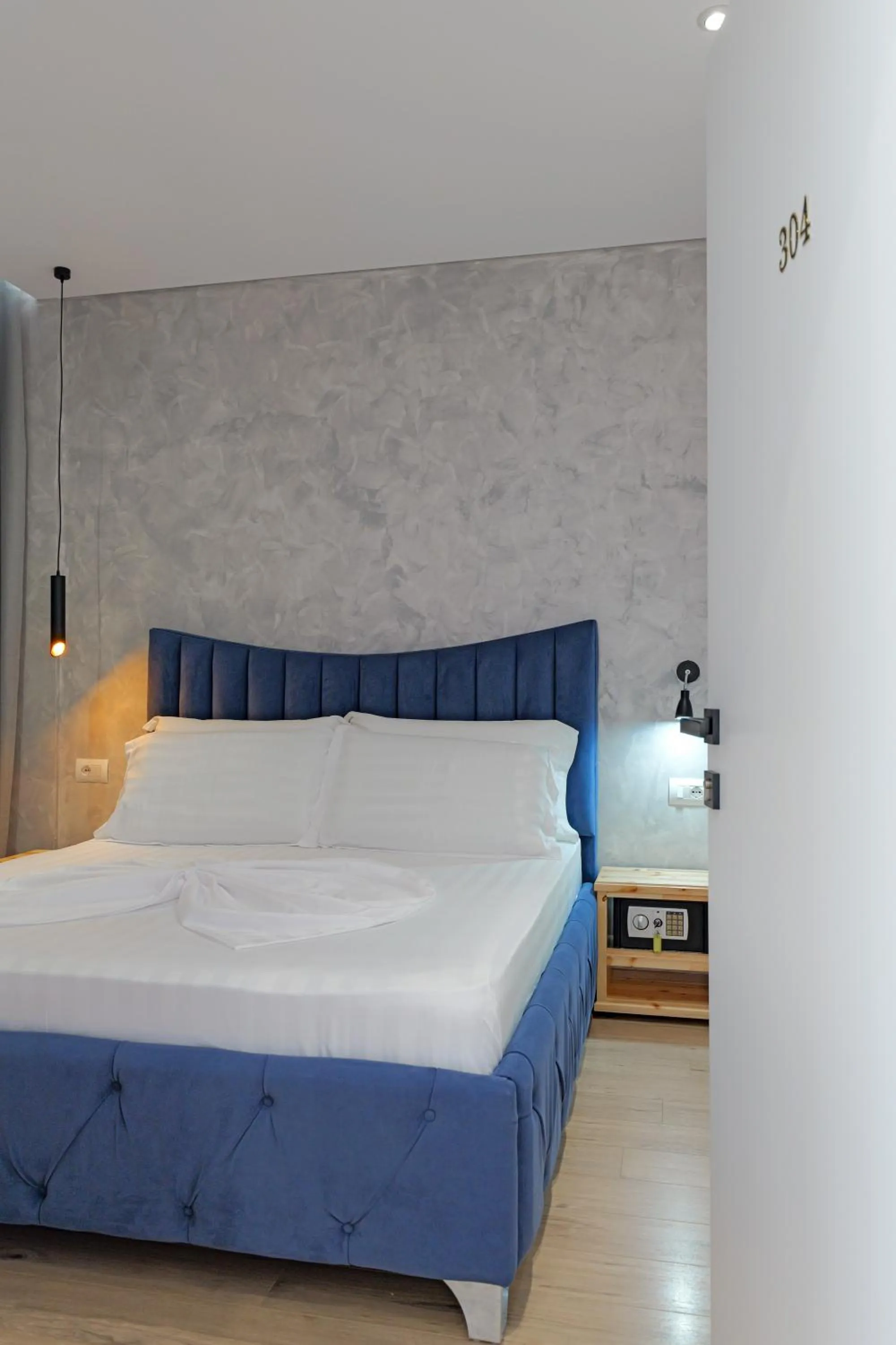 Bed in Villa Juna Beach