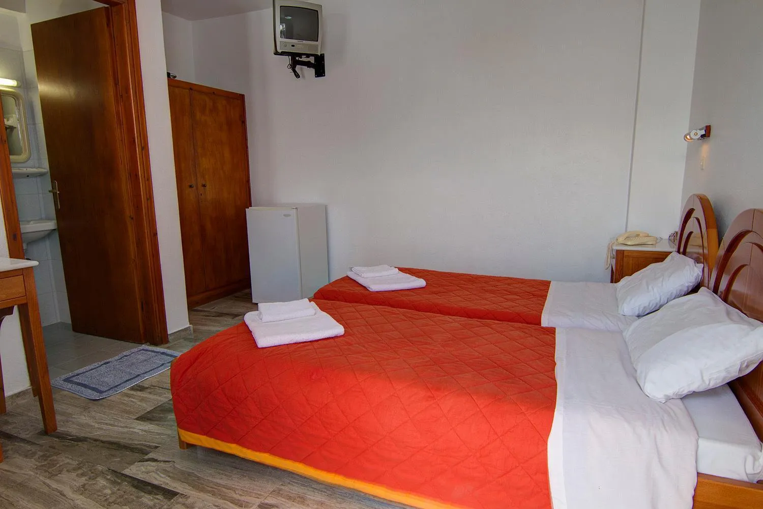 Bedroom, Bed in Hotel Lofos - The Hill