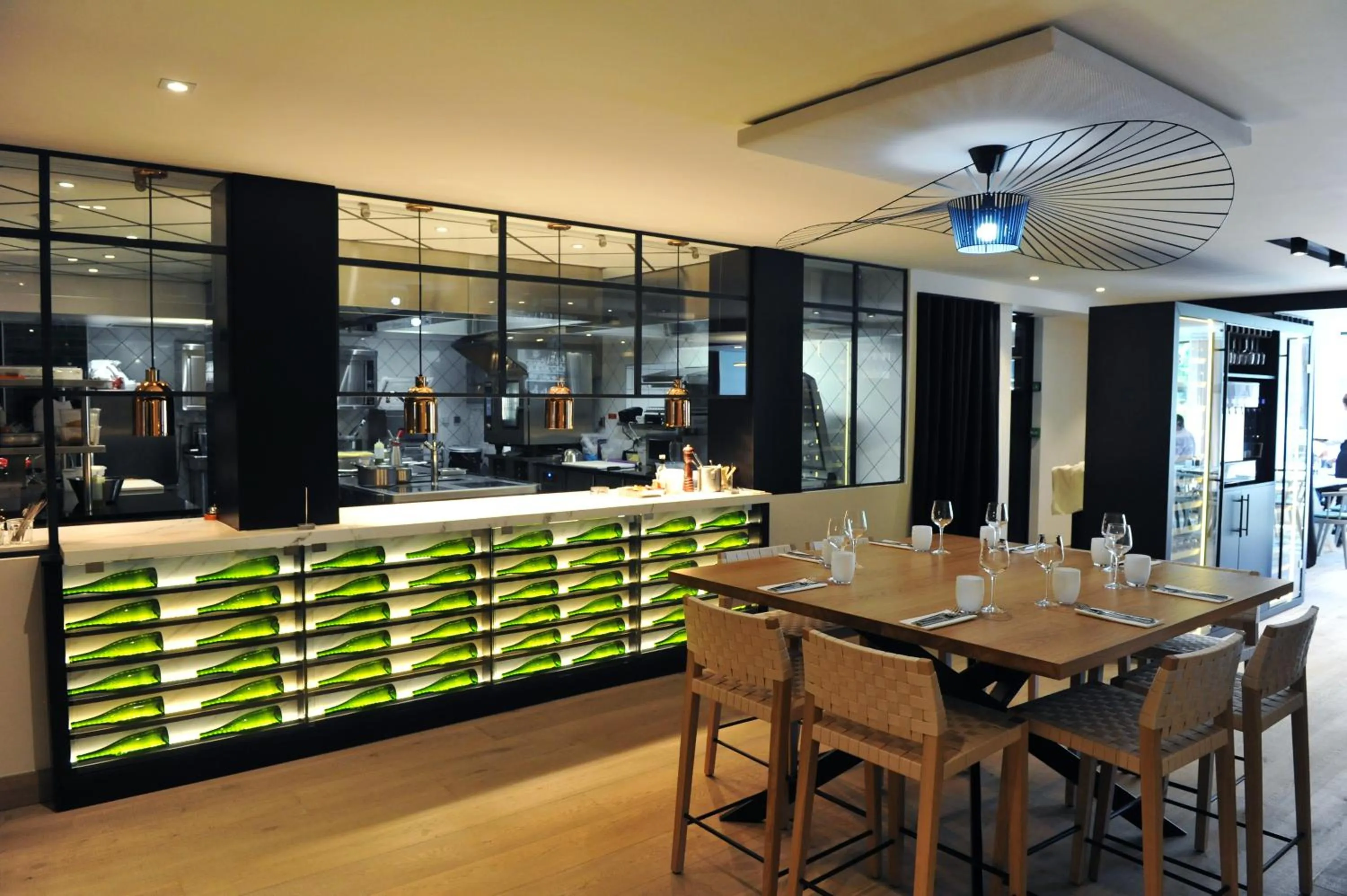 Restaurant/places to eat in Logis Golfe Hotel