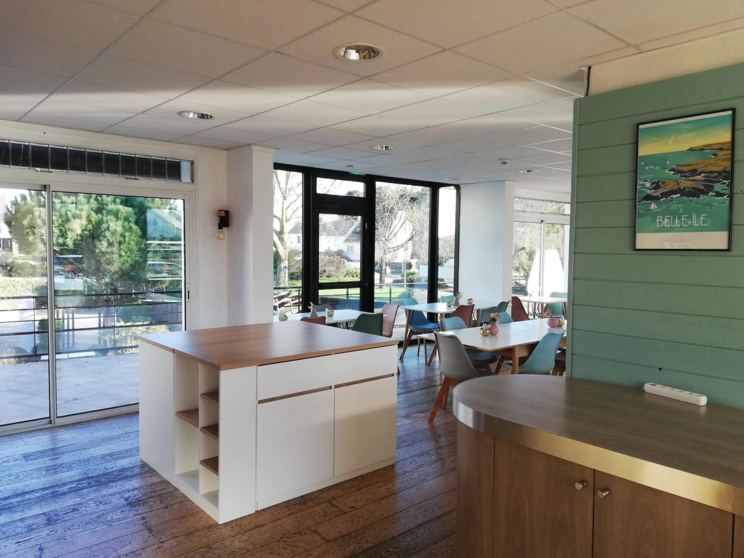 Lobby or reception in Logis Golfe Hotel