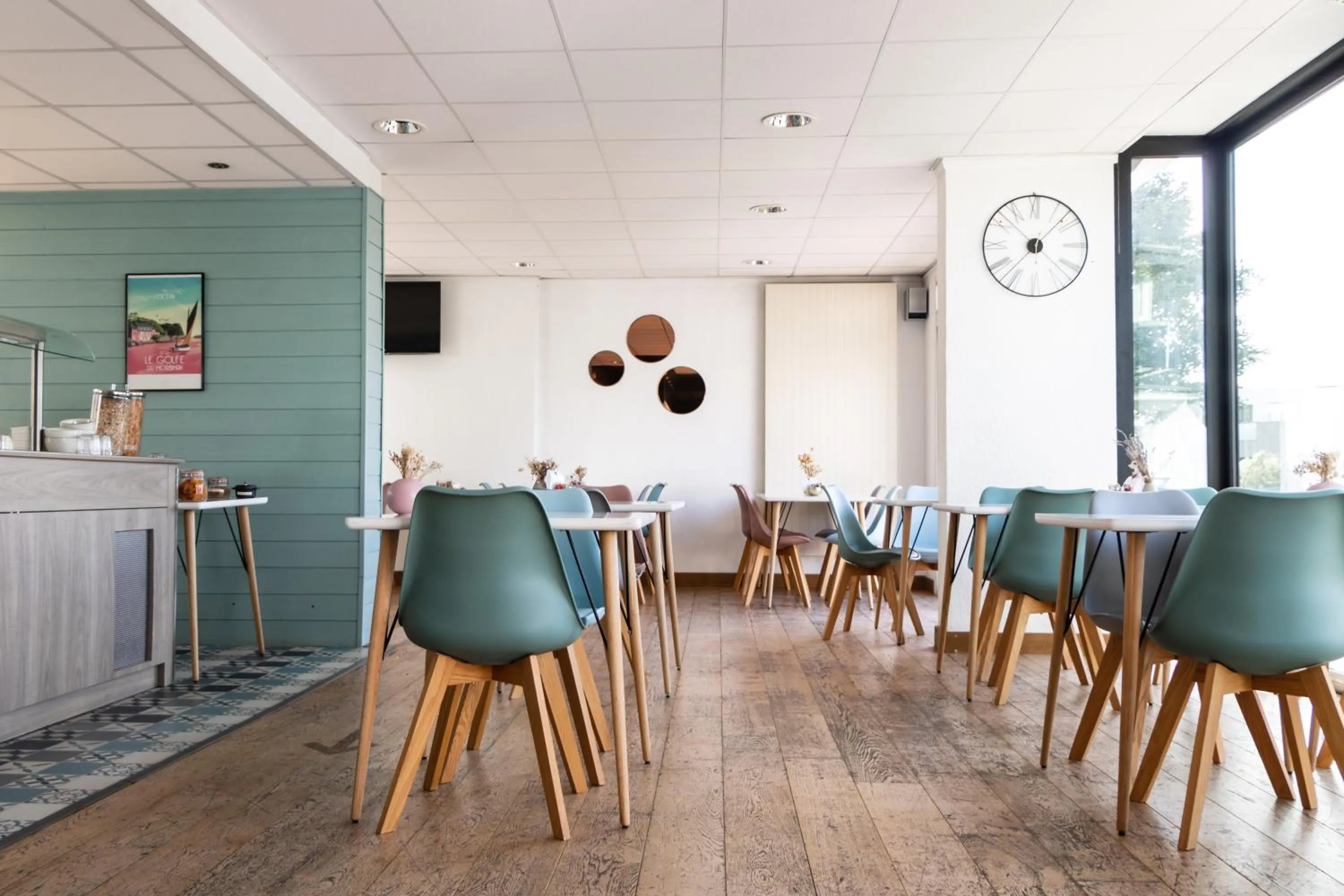 Breakfast in Logis Golfe Hotel