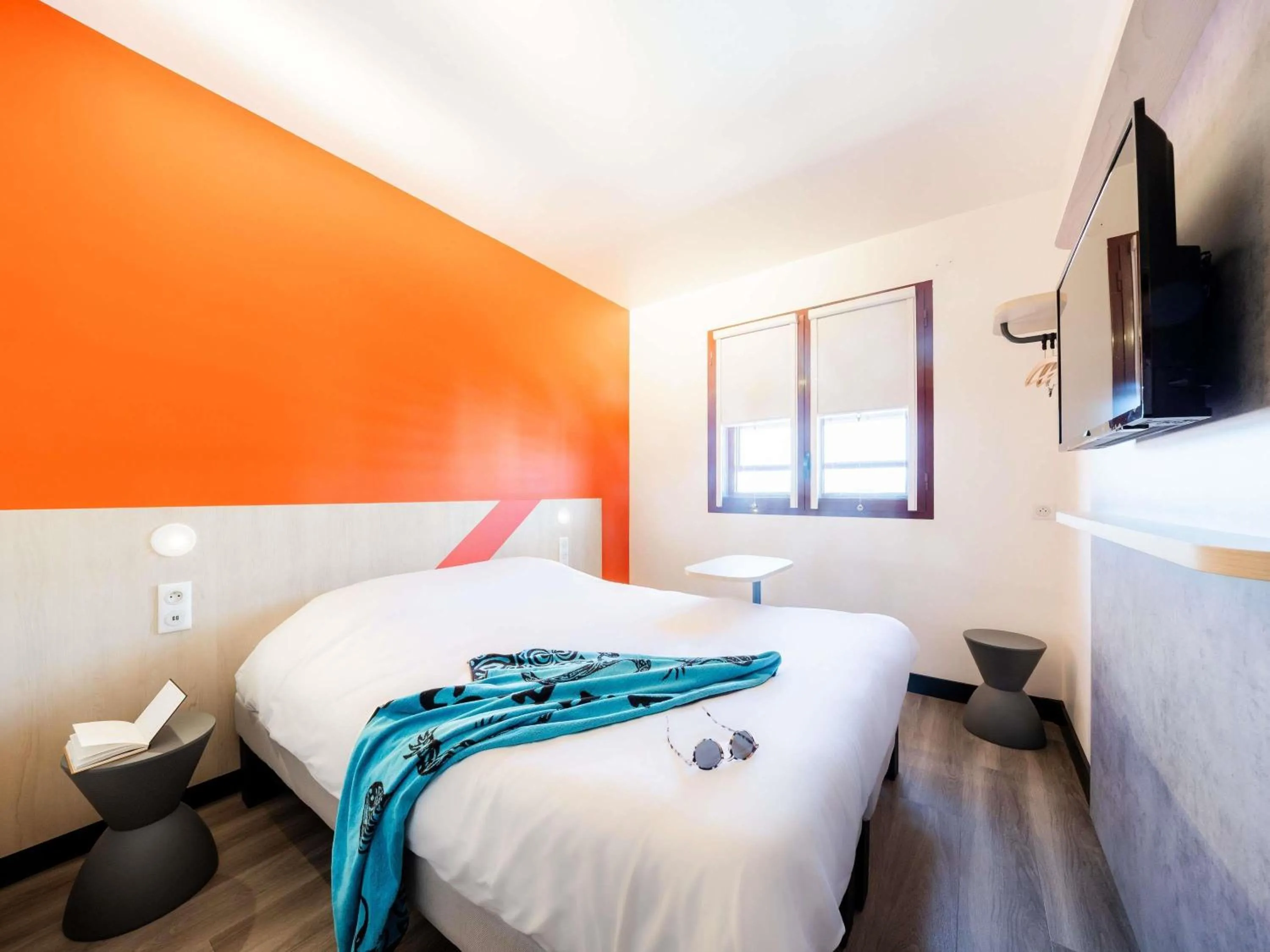 Bedroom, Bed in ibis budget Perpignan Centre Rénové en 2025
