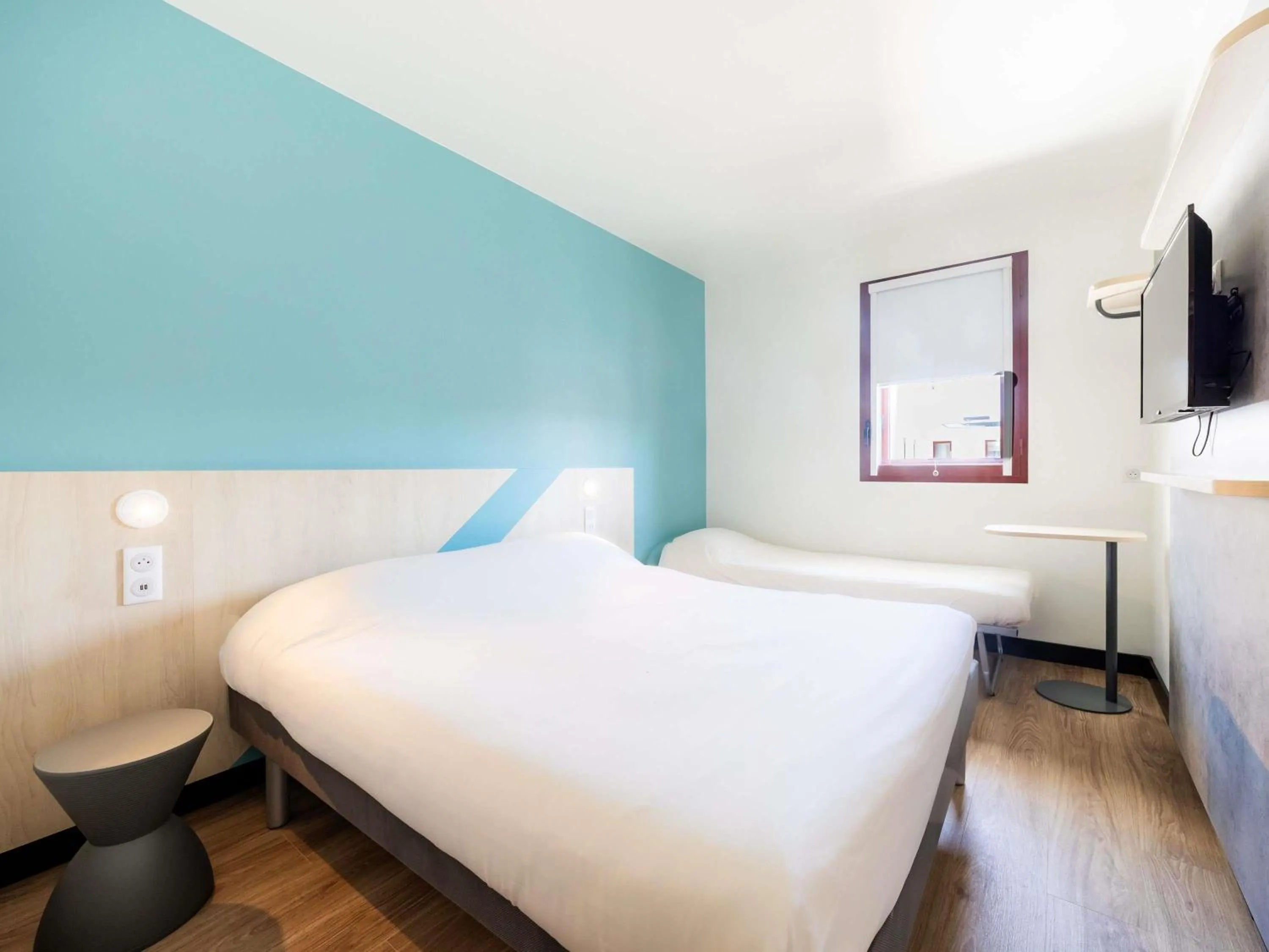 Bedroom, Bed in ibis budget Perpignan Centre Rénové en 2025