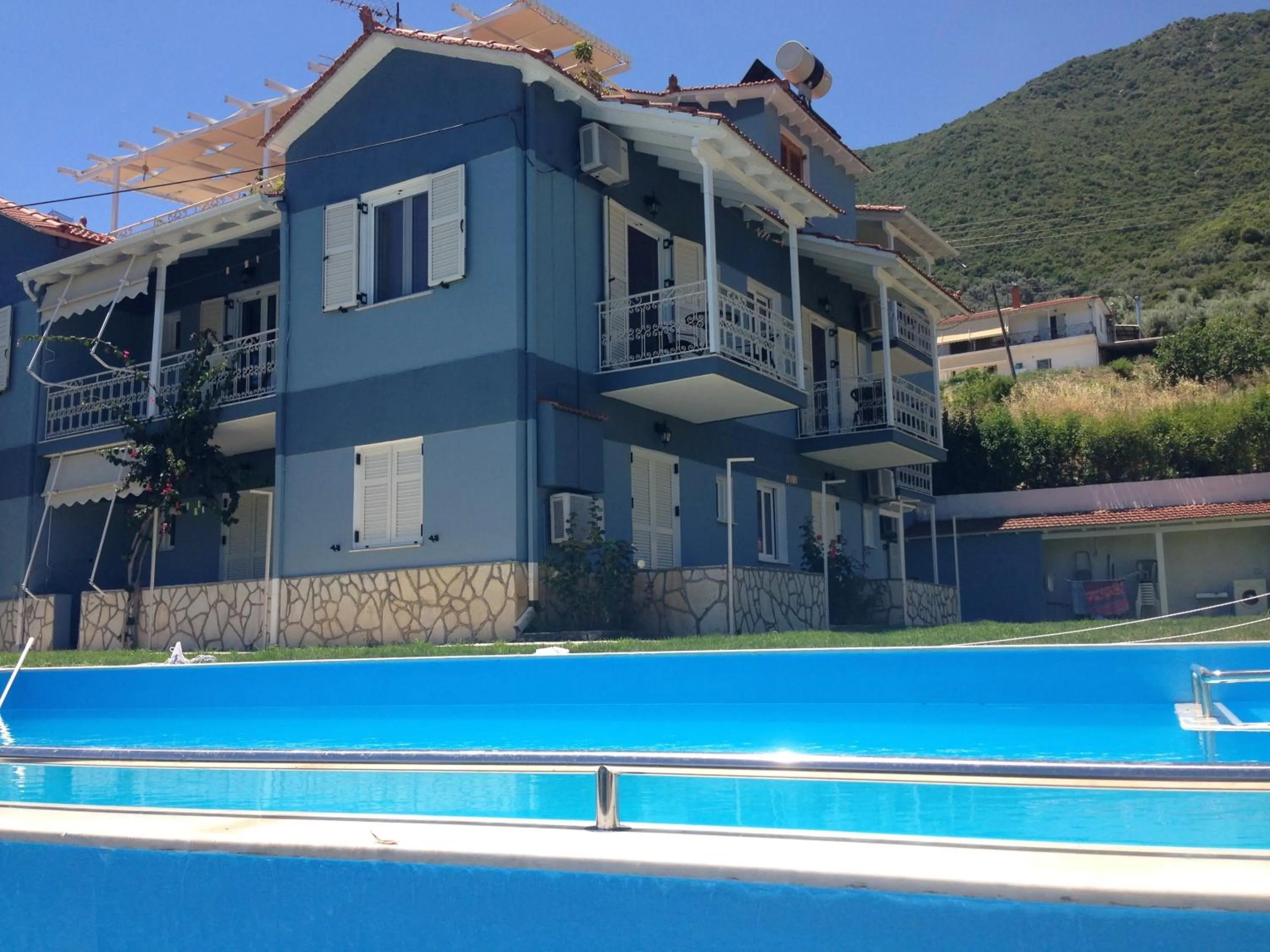 Swimming pool in Jimmy's House