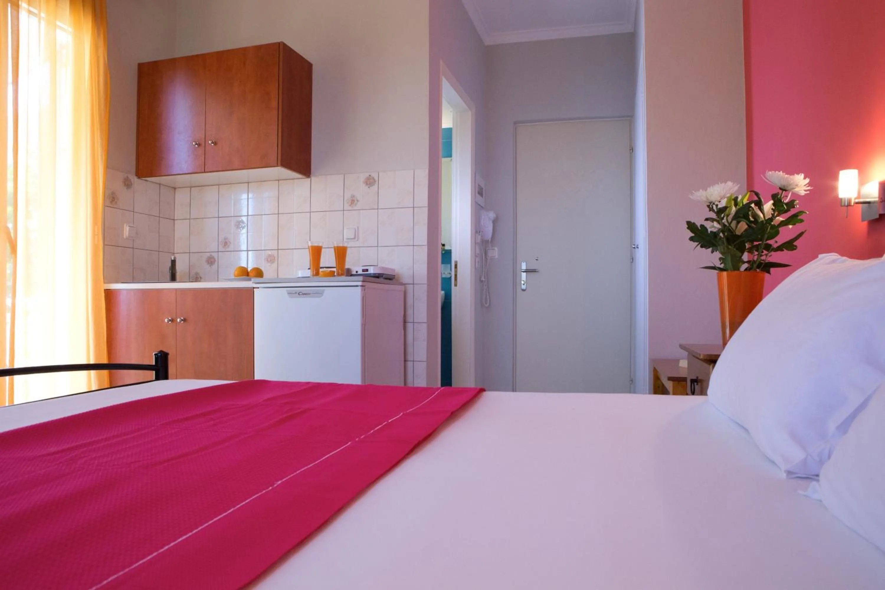 Kitchen or kitchenette, Bed in Jimmy's House