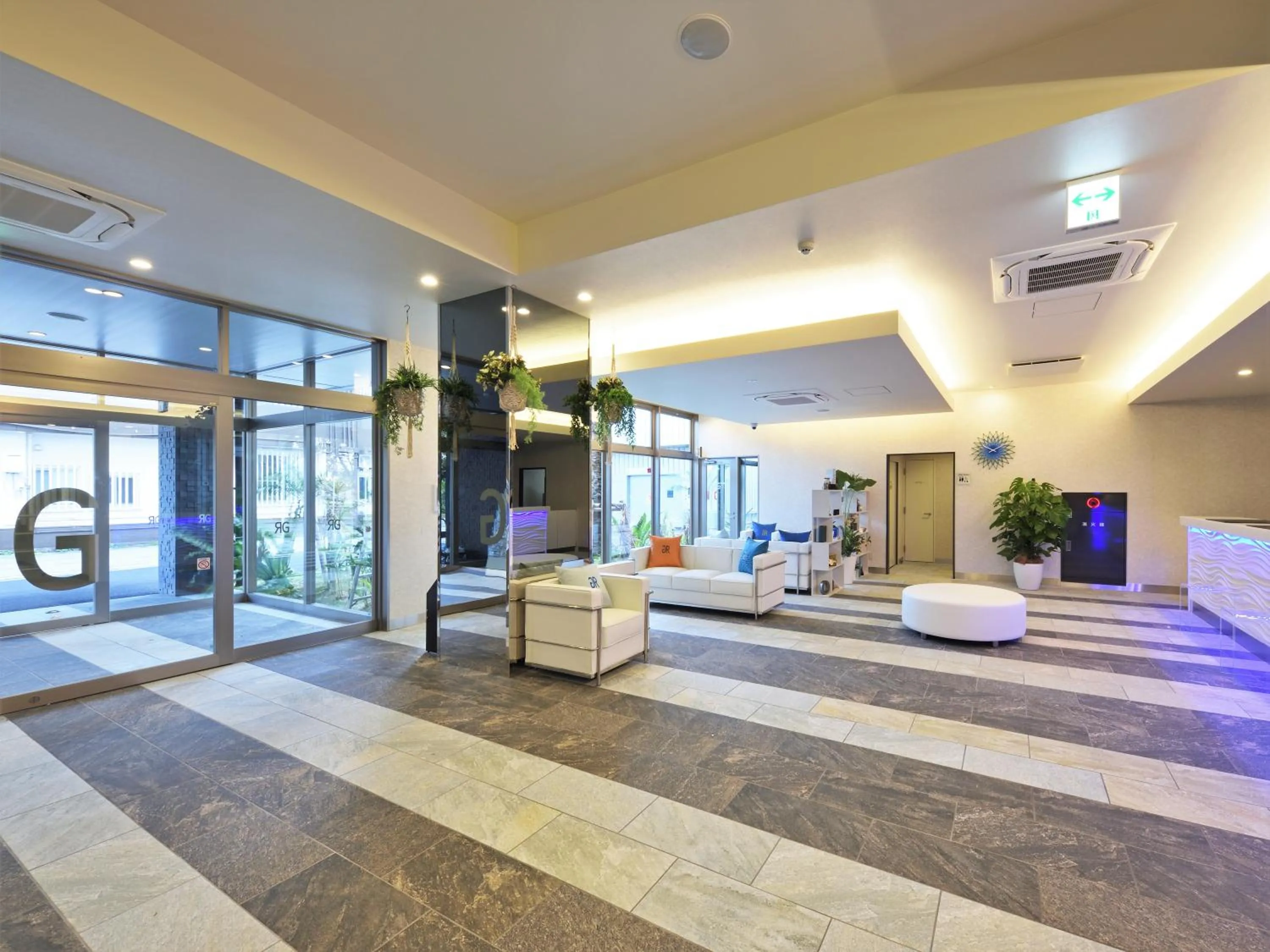Lobby or reception in Green Rich Hotel Okinawa Nago (Artificial hot spring Futamata Yunohana)
