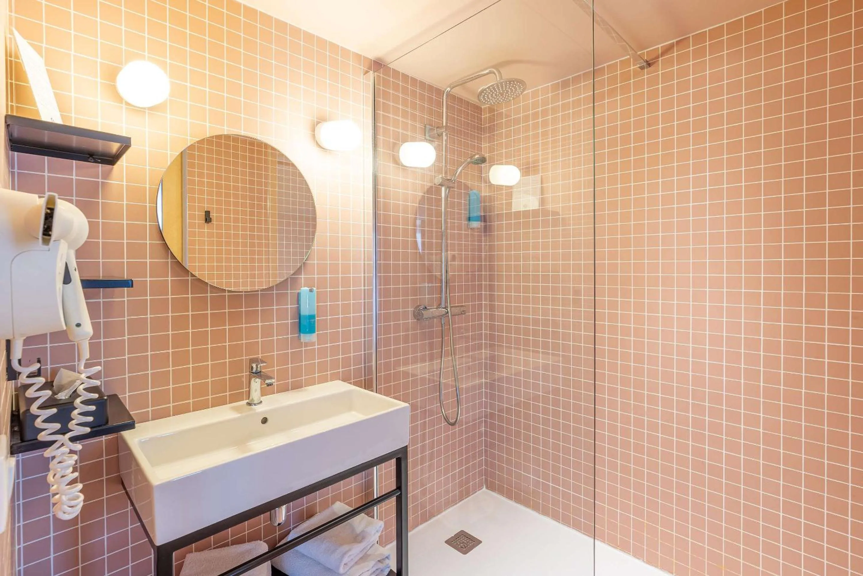 Bathroom in Urban Hotel & Spa Aix-les-Bains - BW Signature Collection