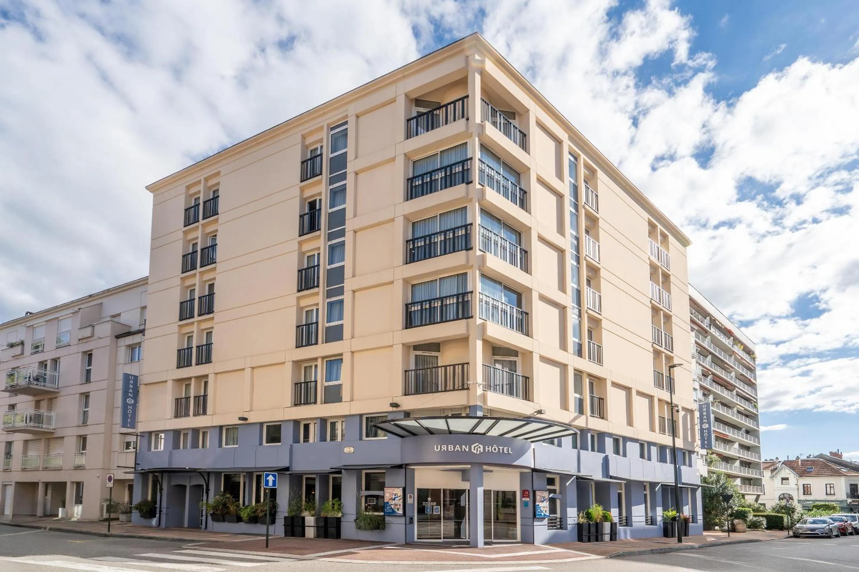 Property building in Urban Hotel & Spa Aix-les-Bains - BW Signature Collection