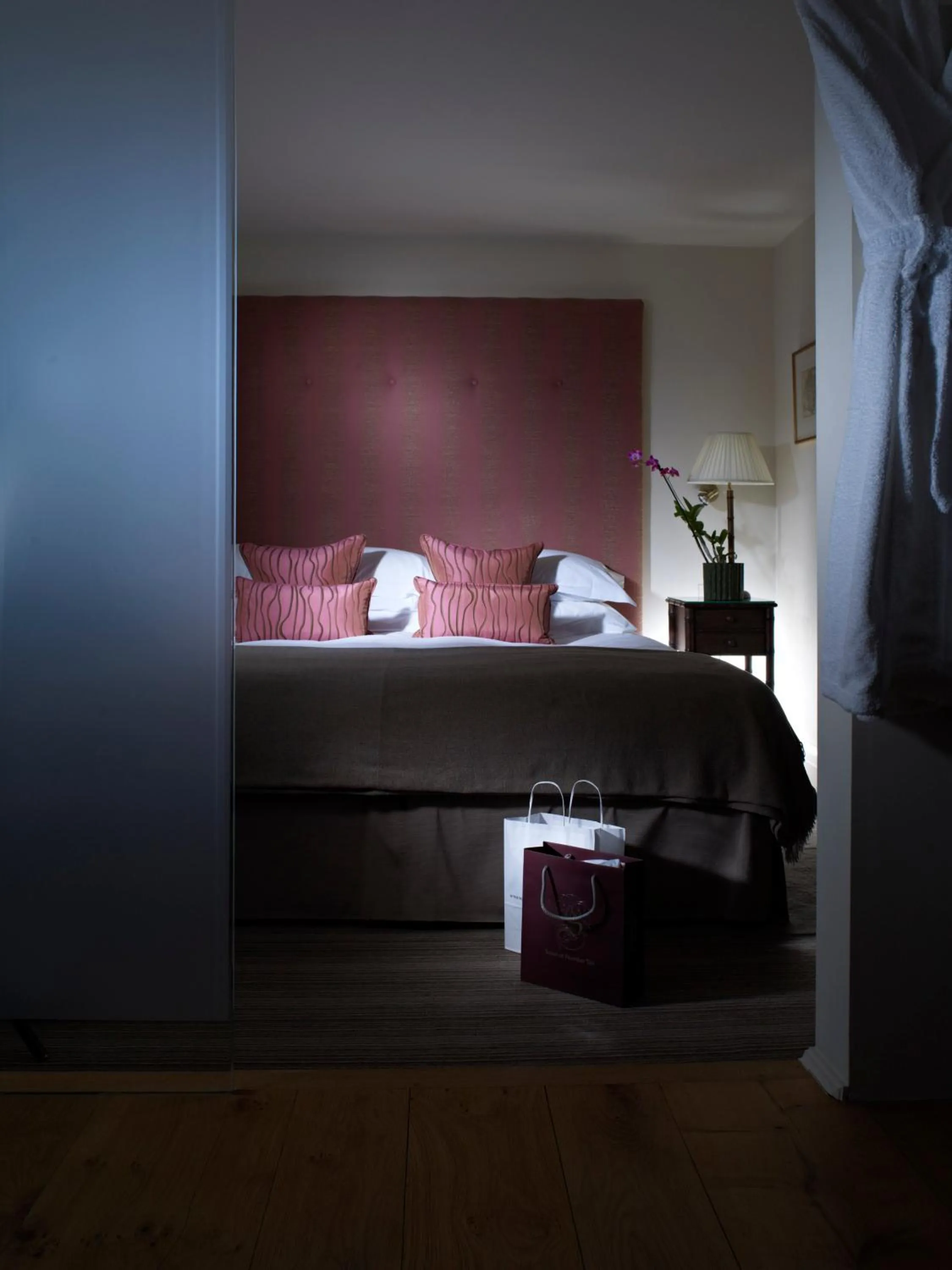 Bed in Gidleigh Park- A Relais & Chateaux Hotel