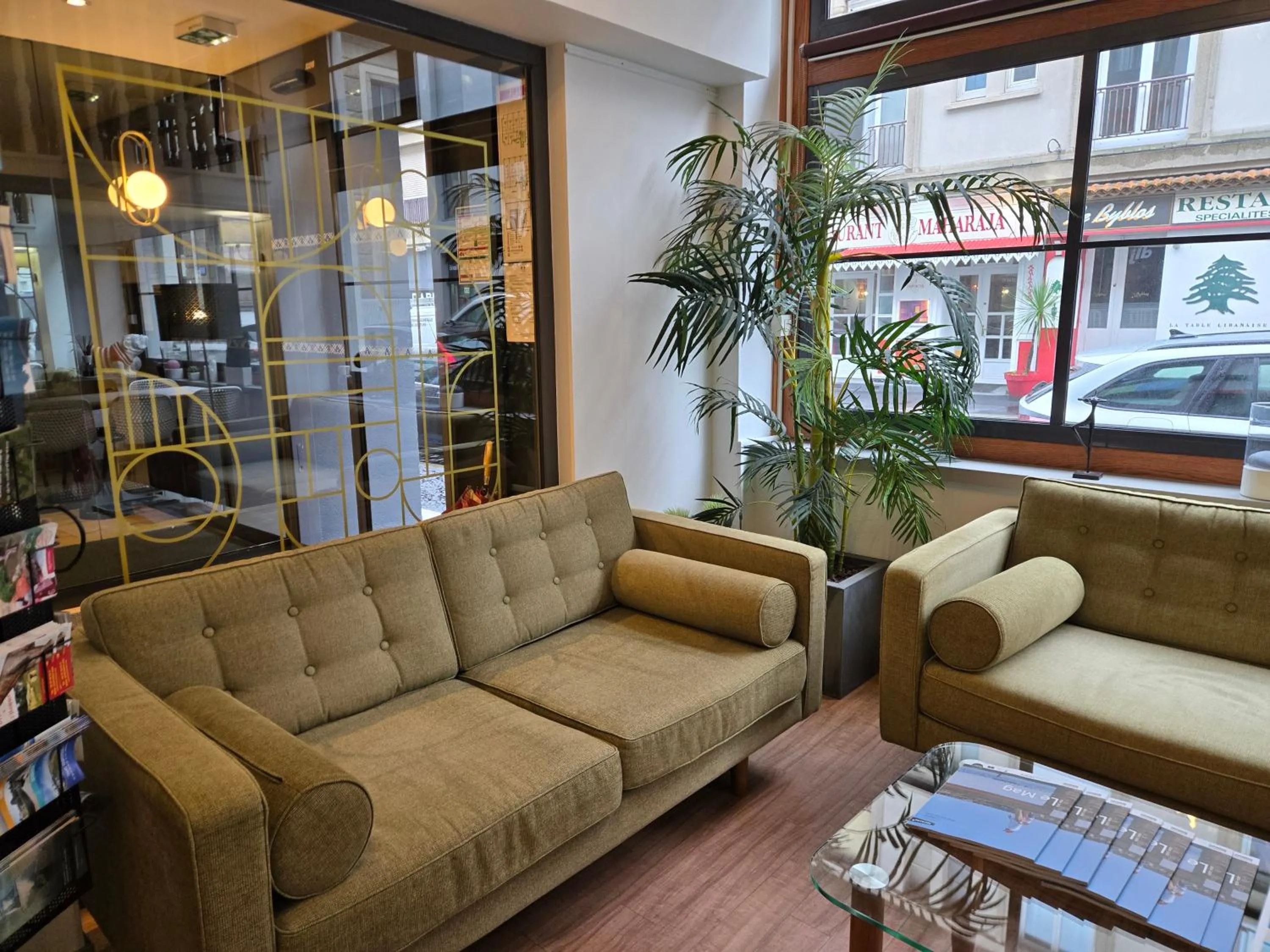 Living room in Sure Hotel By Best Western Lorient Centre