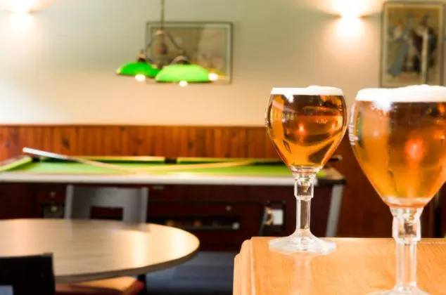 Billiard in The Originals City Hôtel, Aéroport Beauvais