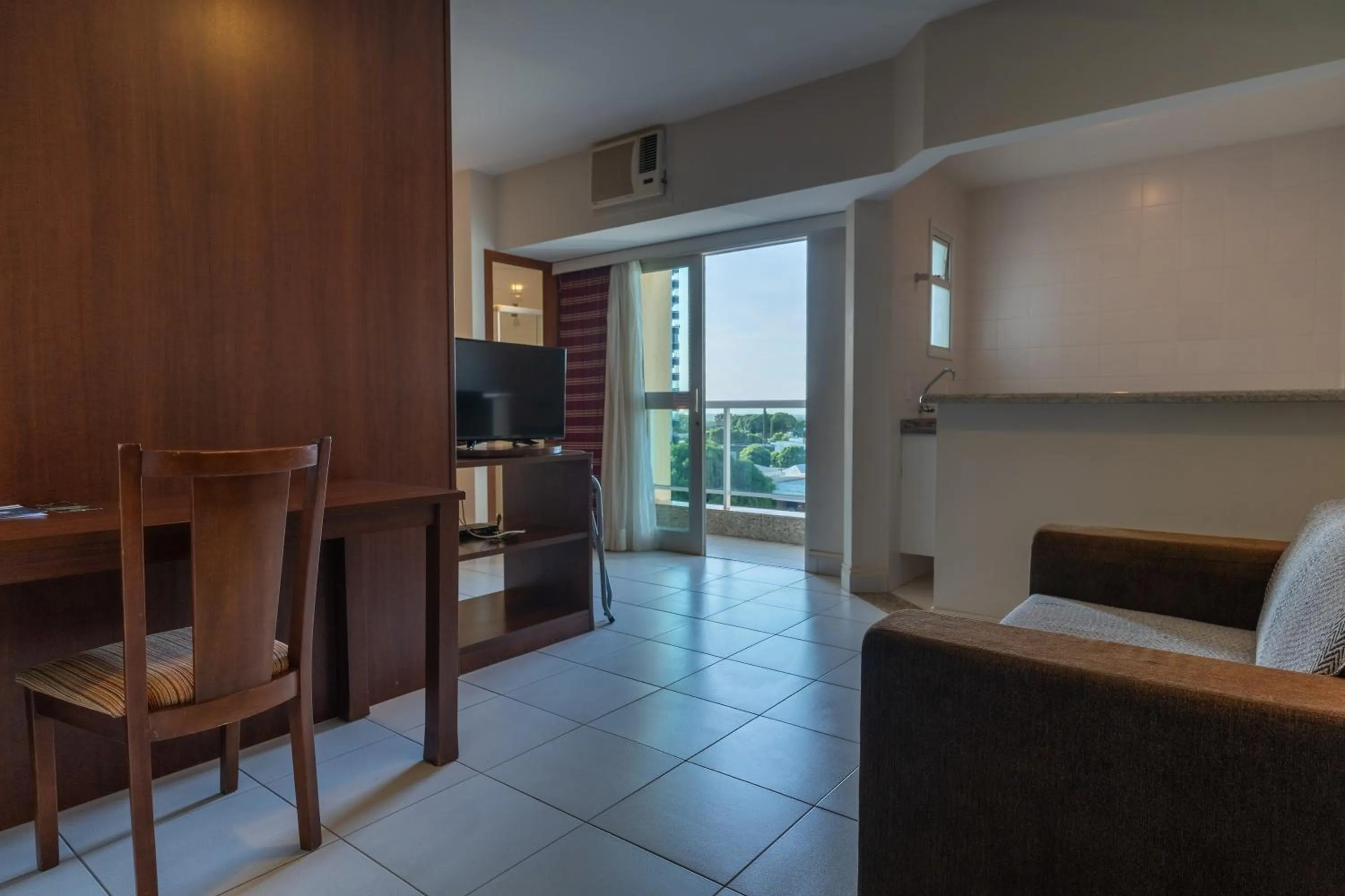 Communal lounge/ TV room in Hotel Cianorte Diamond