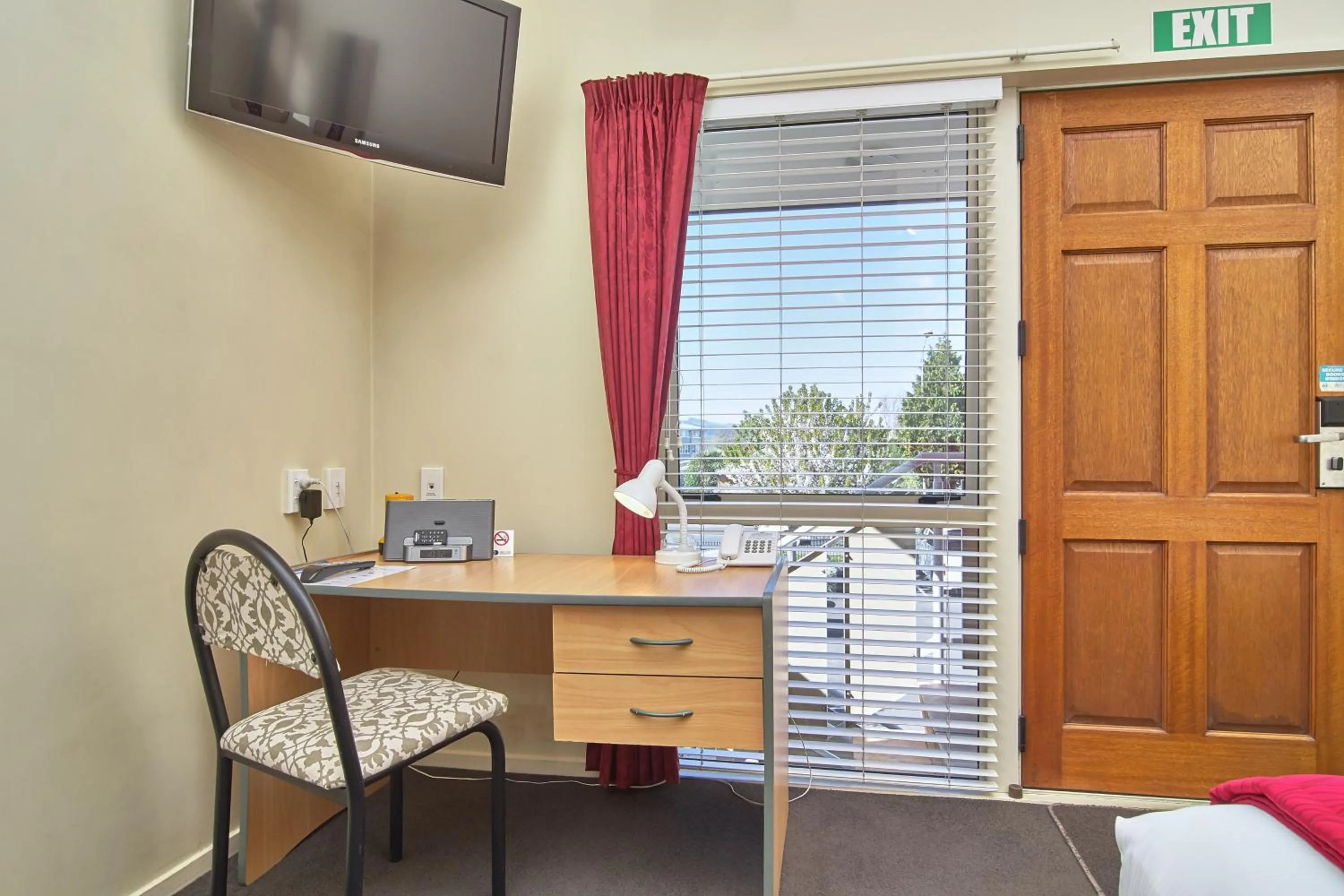 TV and multimedia in Apollo Motel