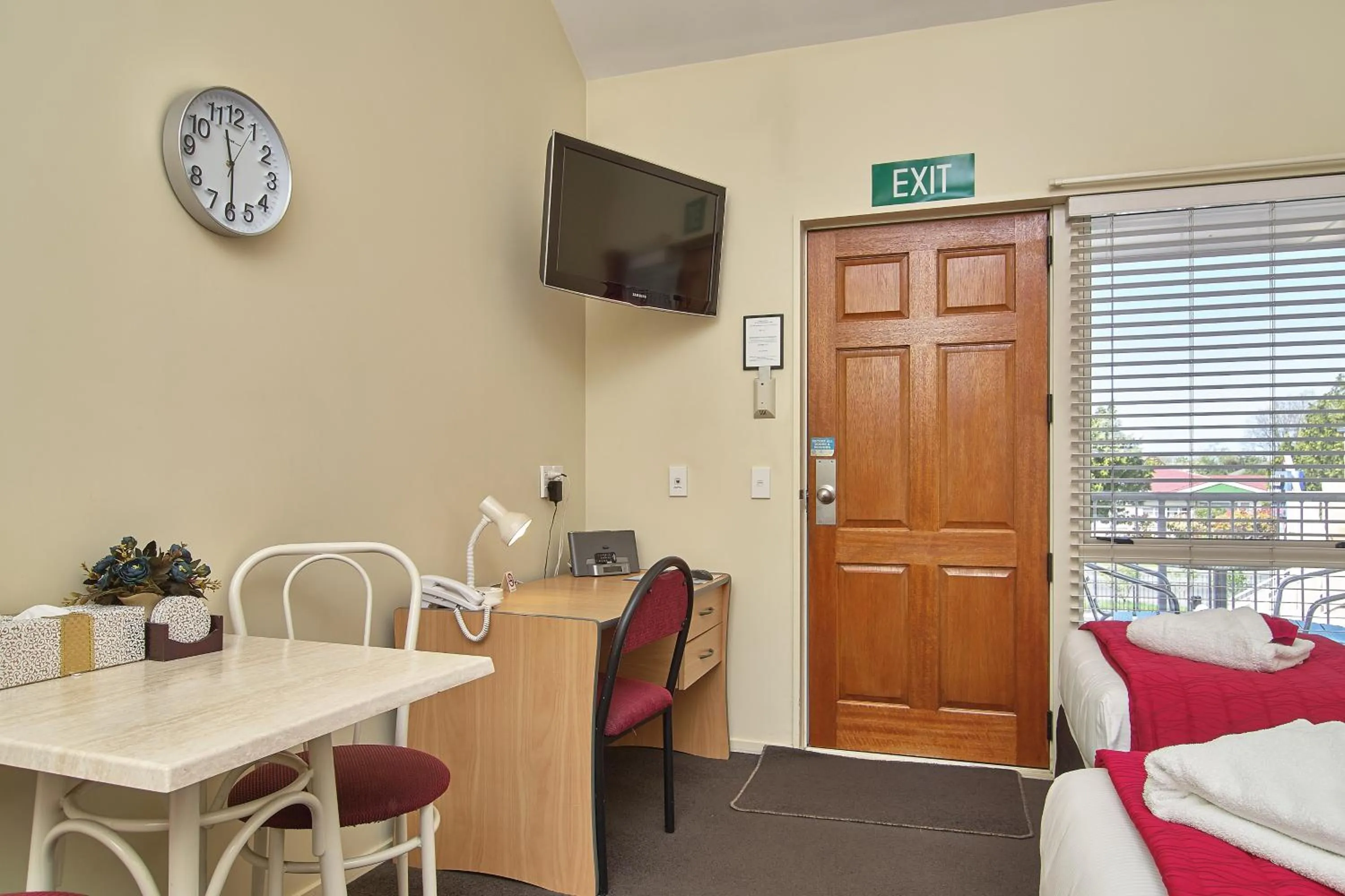 Living room in Apollo Motel