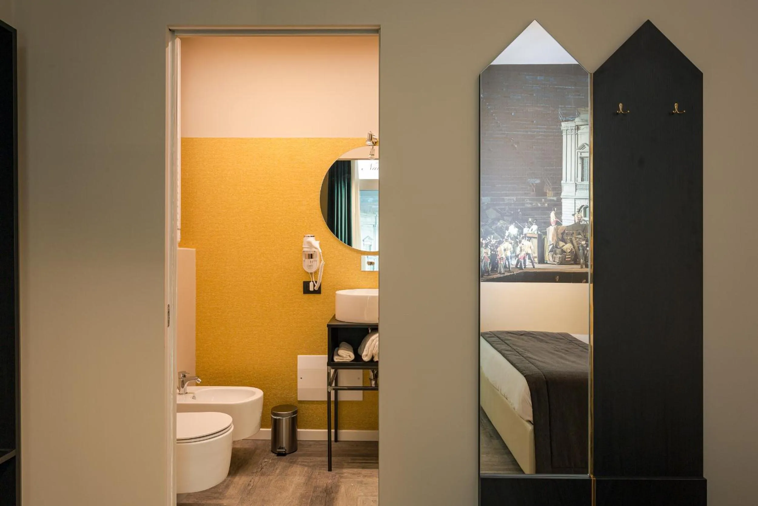 Shower in Italianflat - Theatrum Rooms and Suite