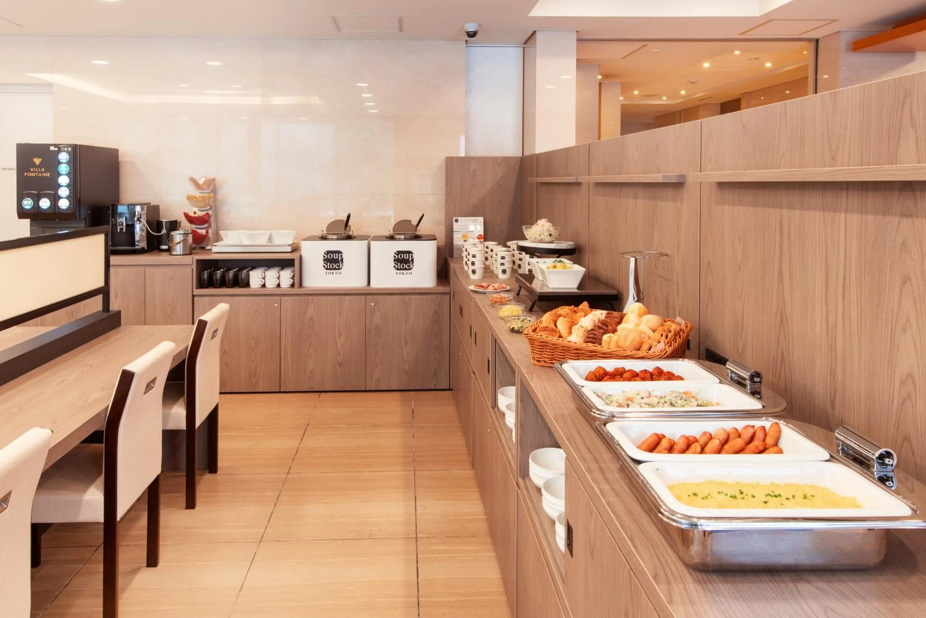 Breakfast in Hotel Villa Fontaine Tokyo-Hamamatsucho
