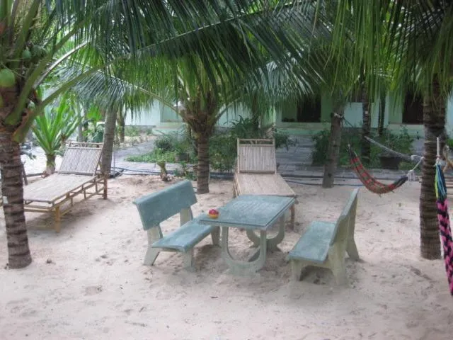 Decorative detail in Cocosand Hotel