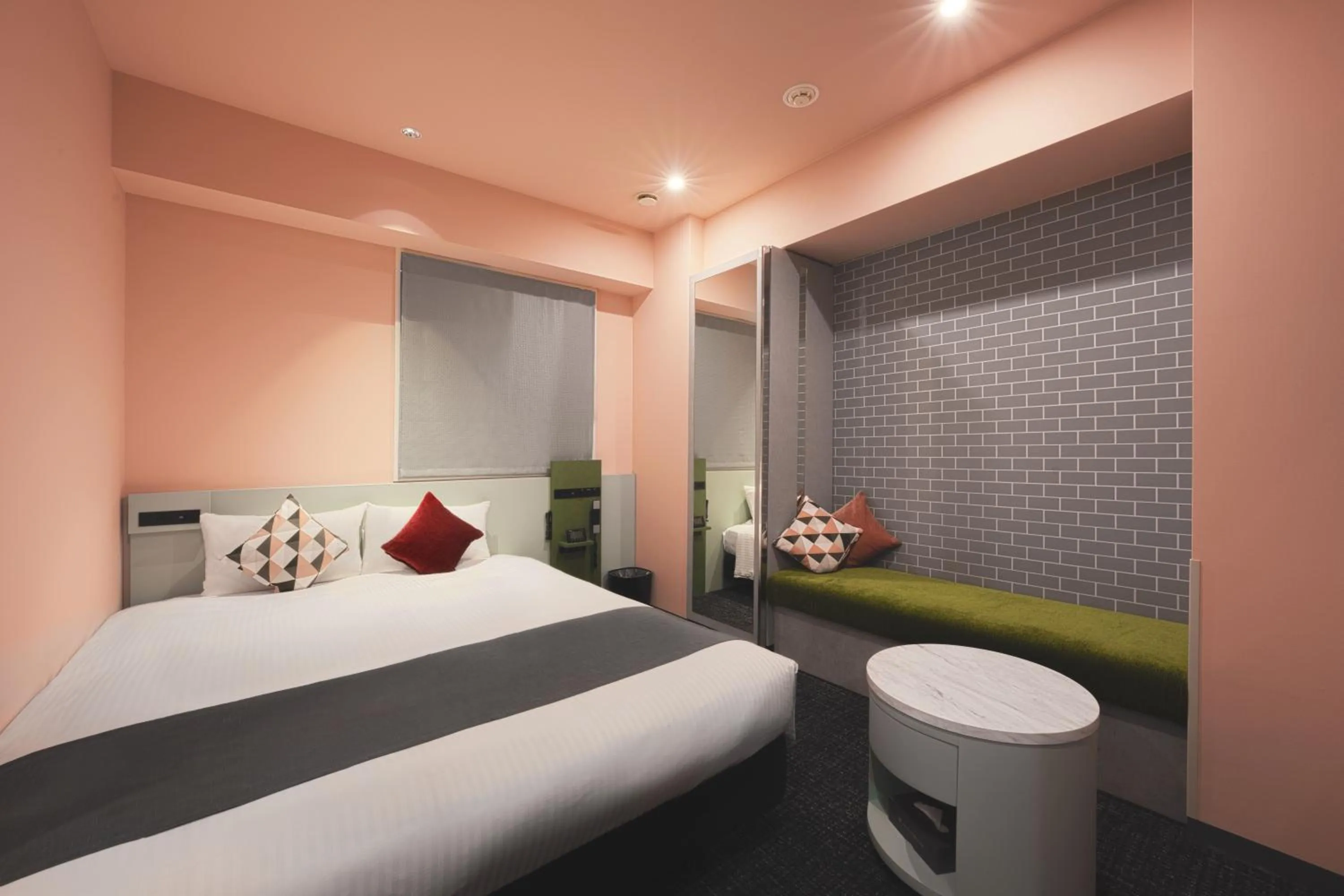 Bed in Hotel Villa Fontaine Tokyo-Shinjuku