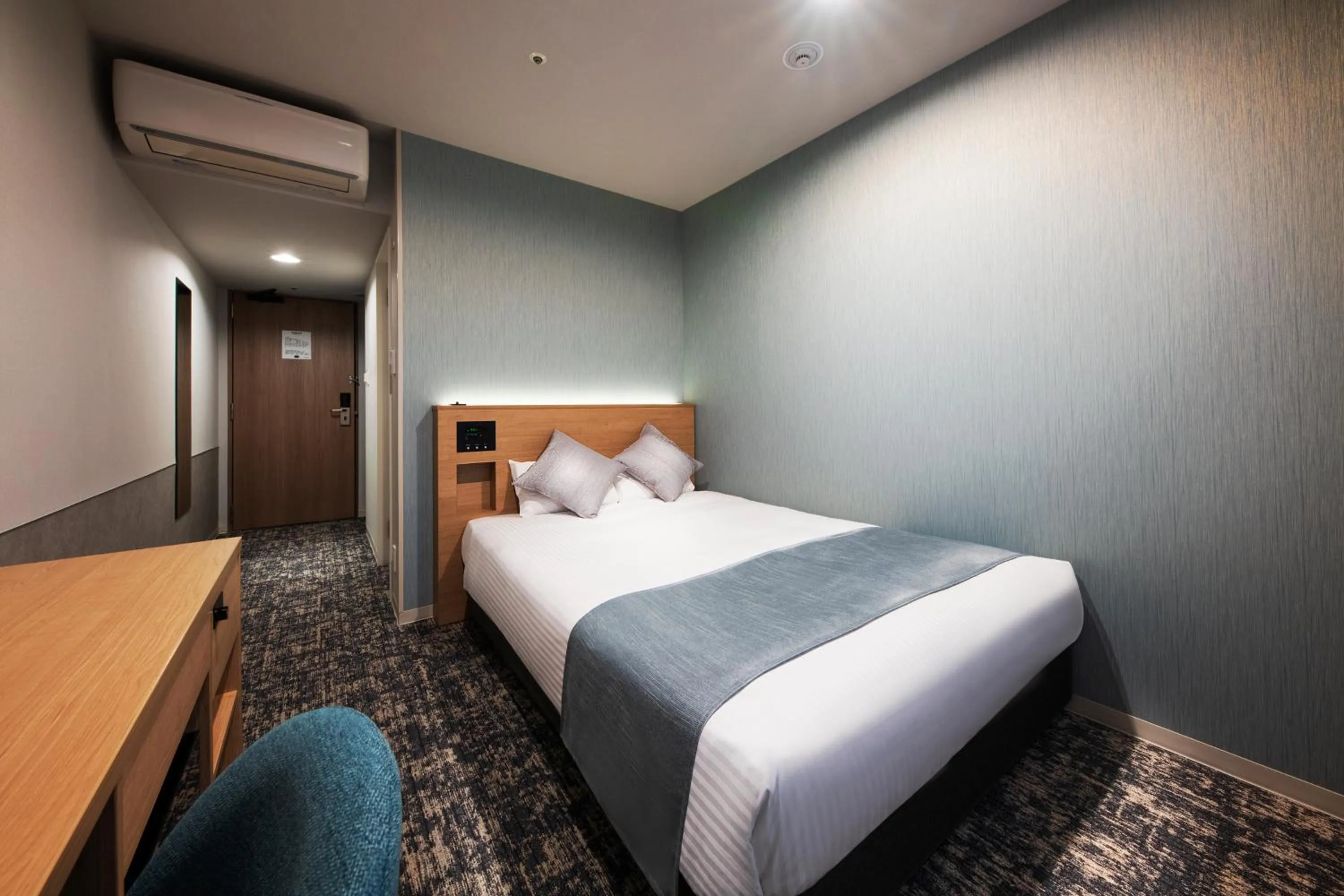 Photo of the whole room, Bed in Hotel Villa Fontaine Tokyo-Kayabacho