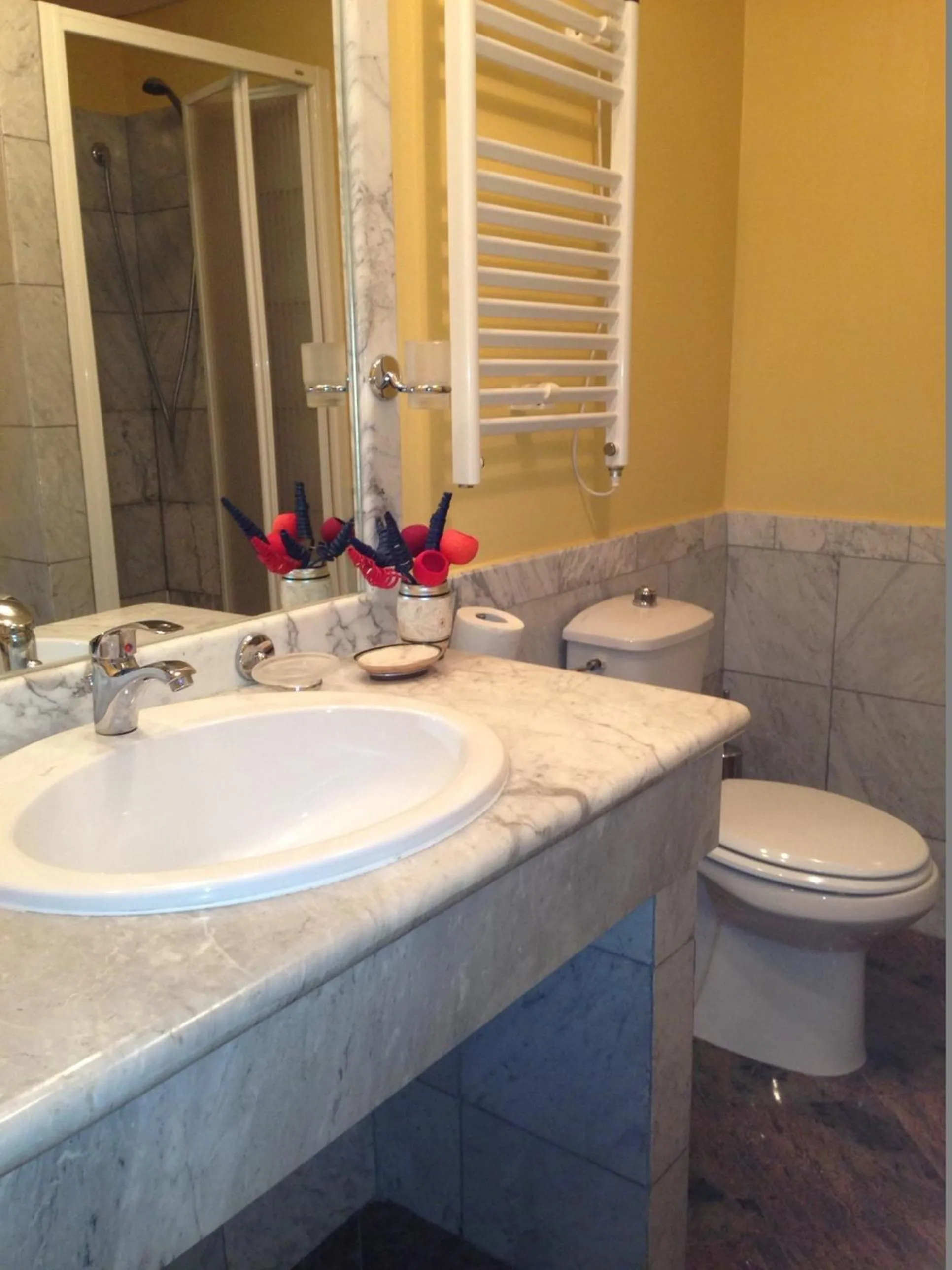 Shower in Aksai Residence