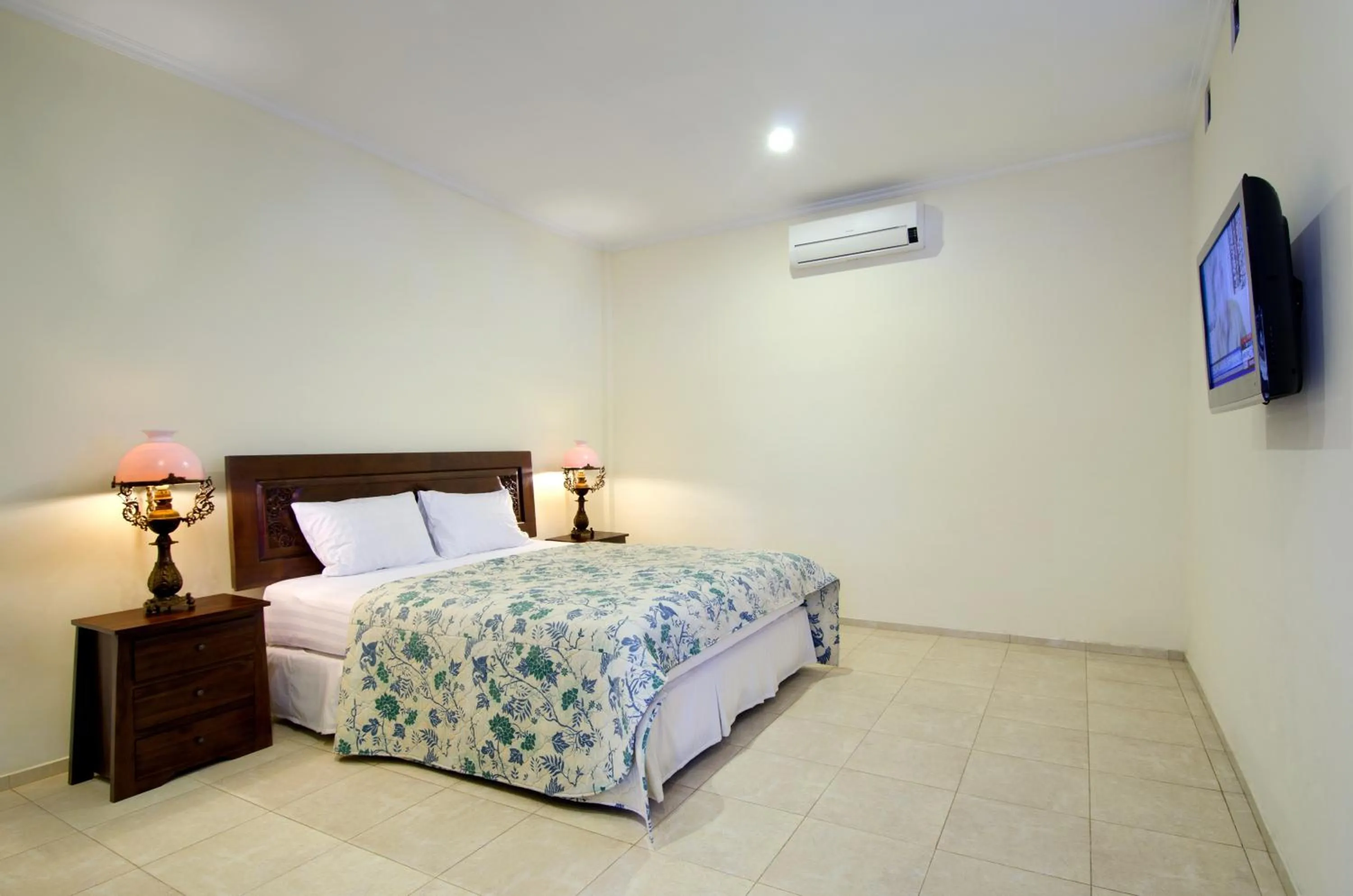 Bed in Teja Home Stay