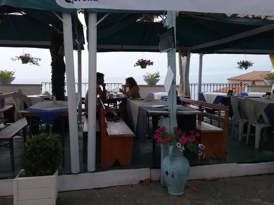 Restaurant/places to eat in Kirillos IN CILENTO