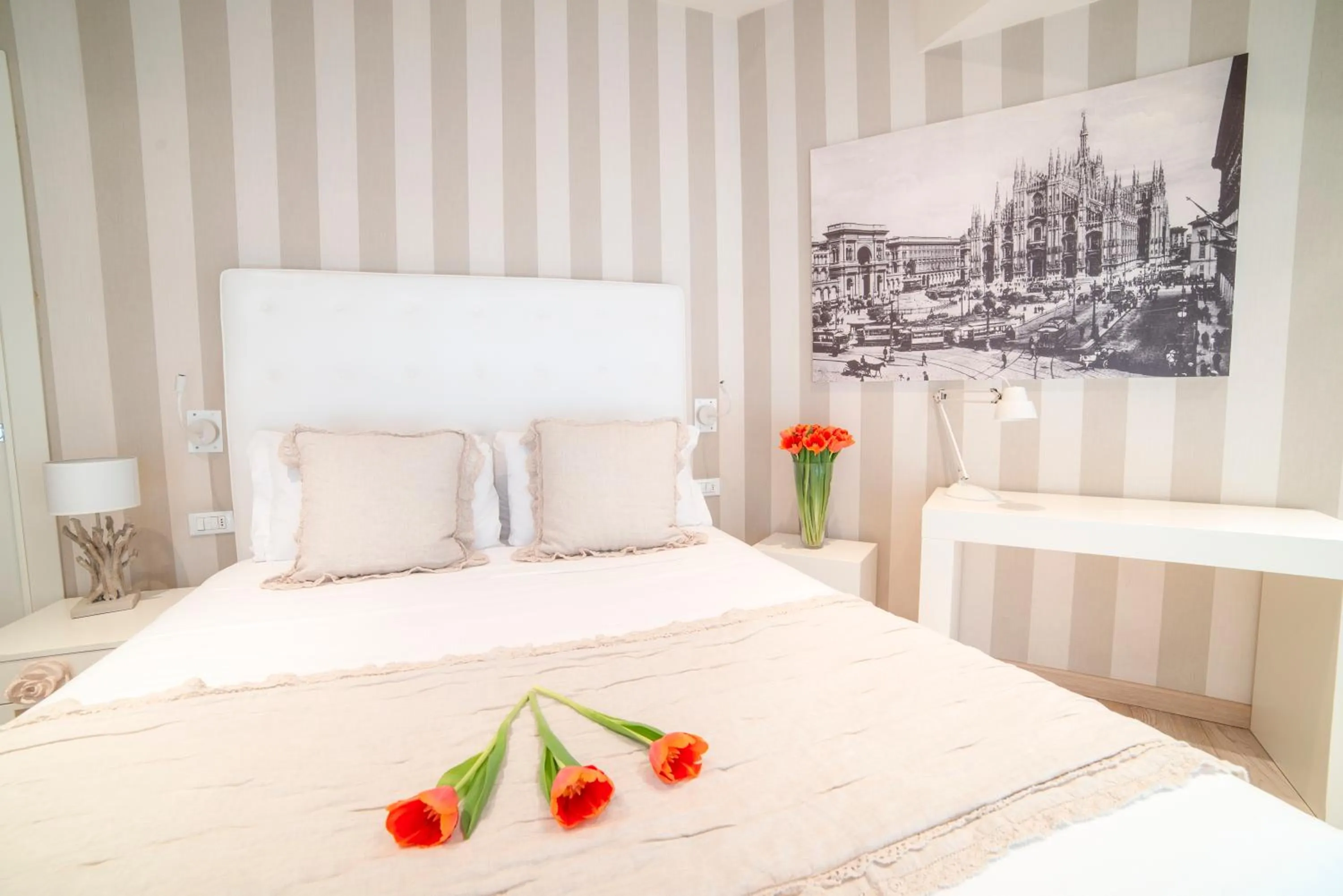 Photo of the whole room, Bed in Rooms Milano Duomo