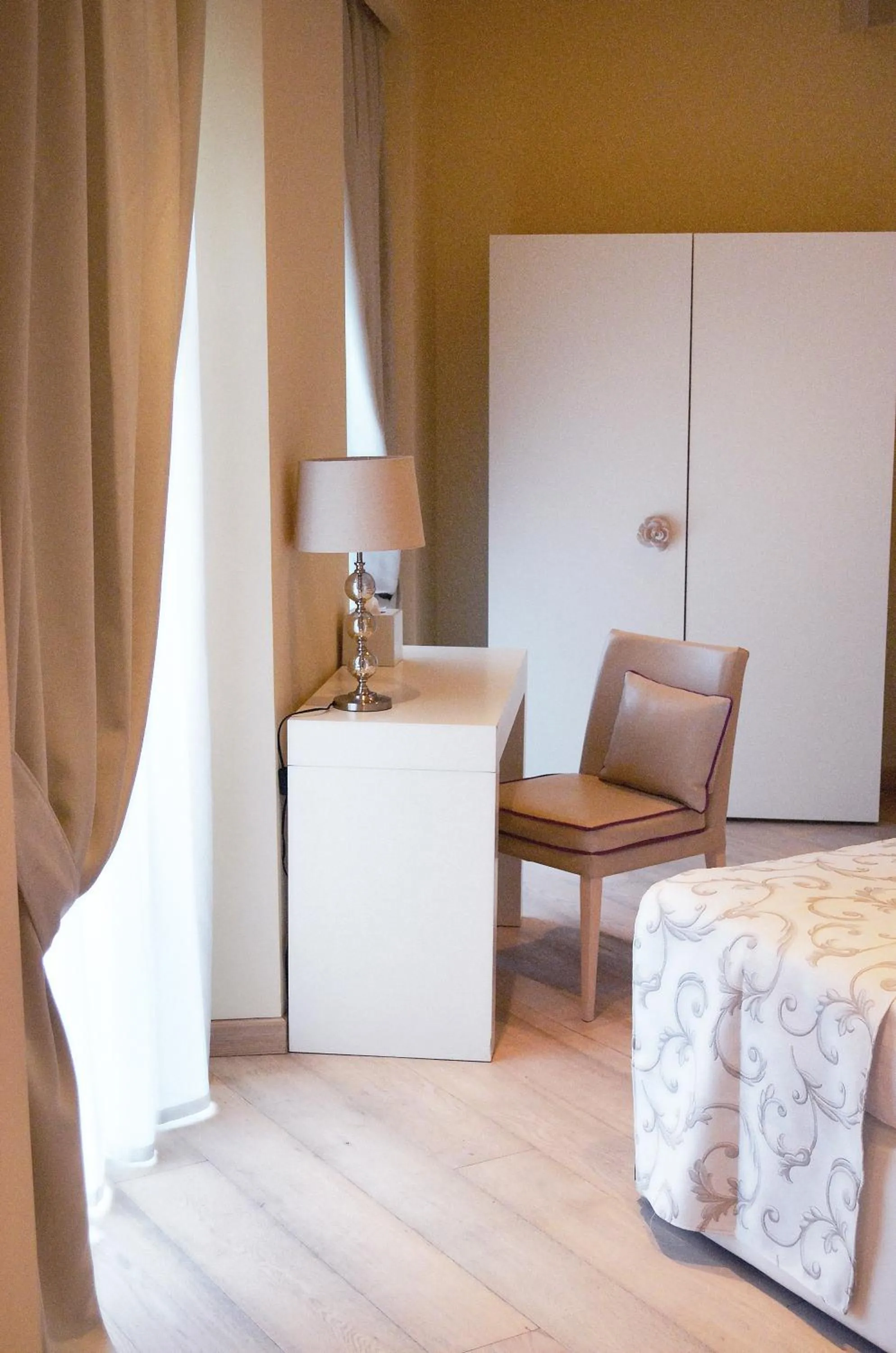 Photo of the whole room, Bed in Rooms Milano Duomo