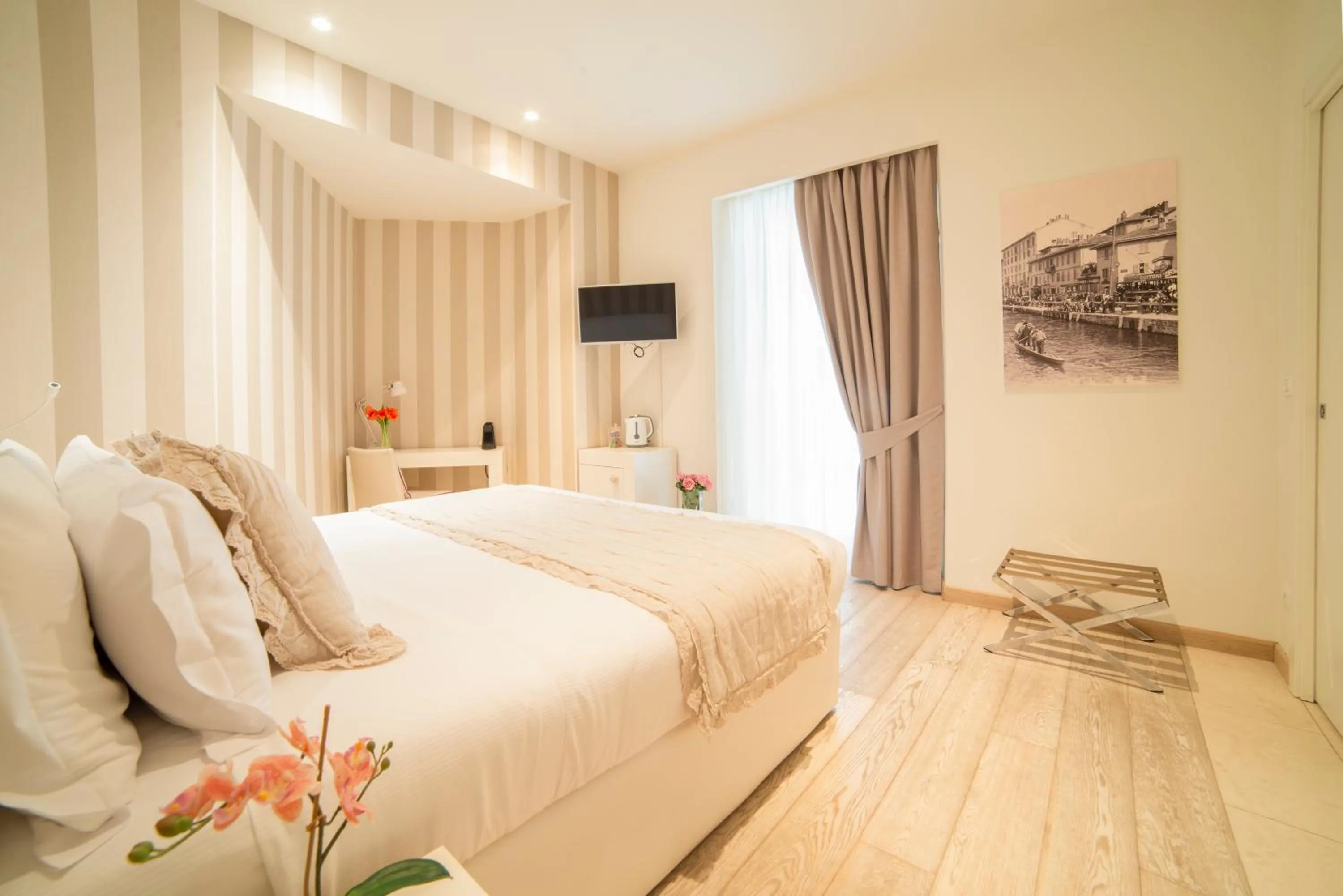 Photo of the whole room, Bed in Rooms Milano Duomo