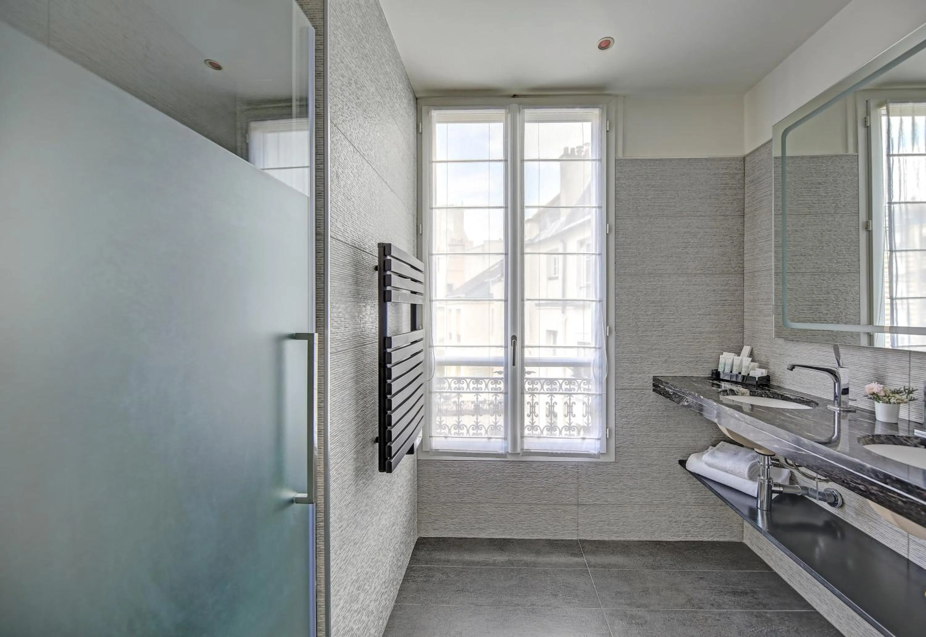 Chalgrin Boutique Hotel