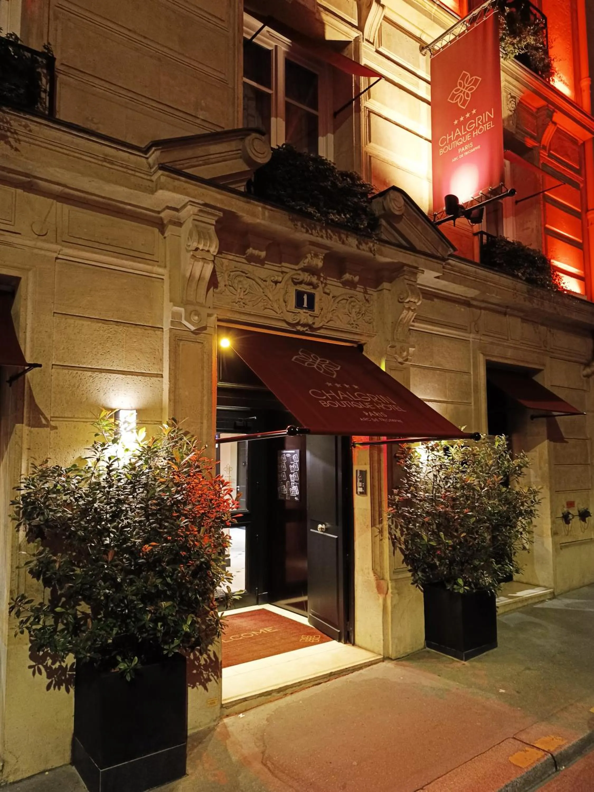 Facade/entrance in Chalgrin Boutique Hotel