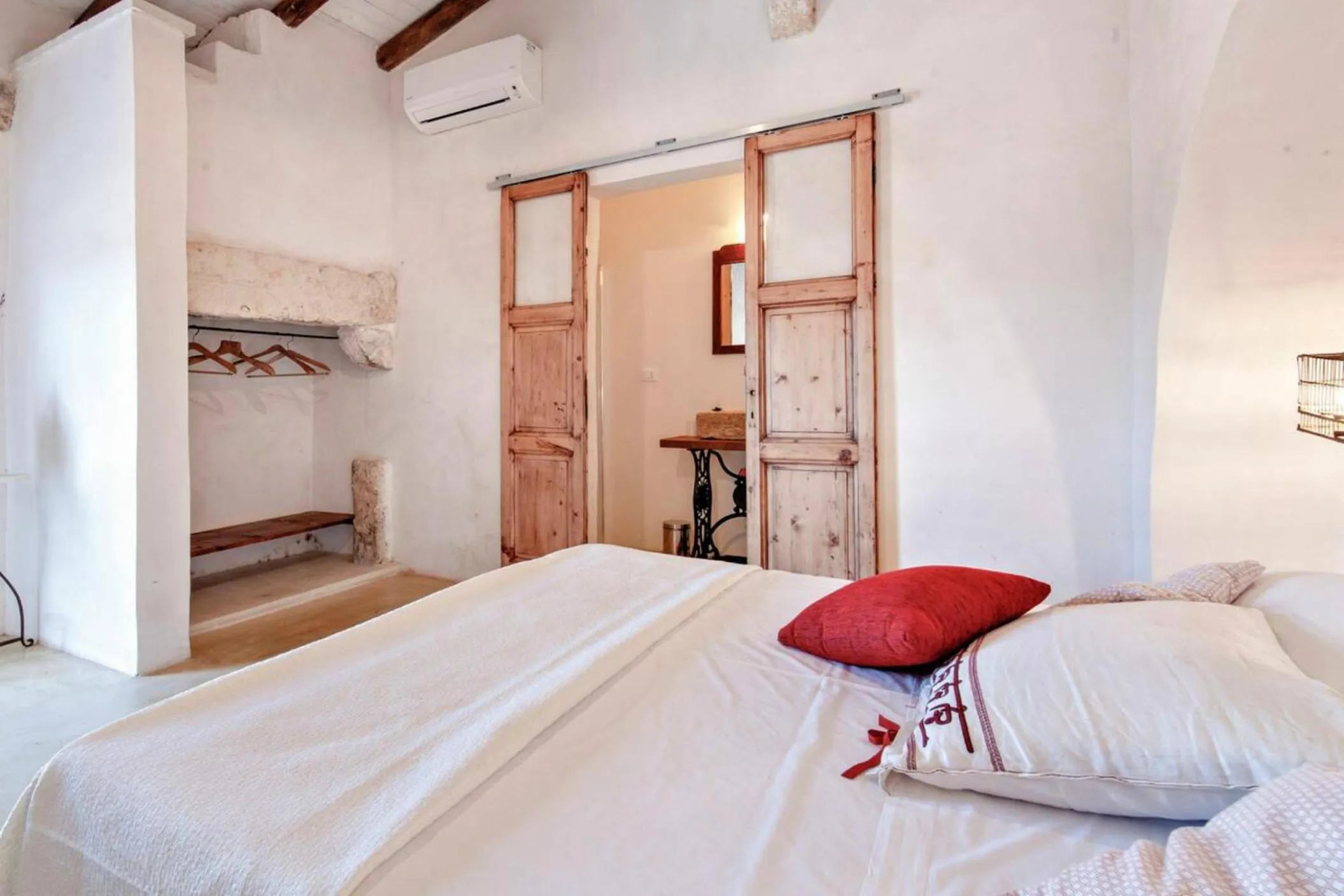 Photo of the whole room in Casina Solatia