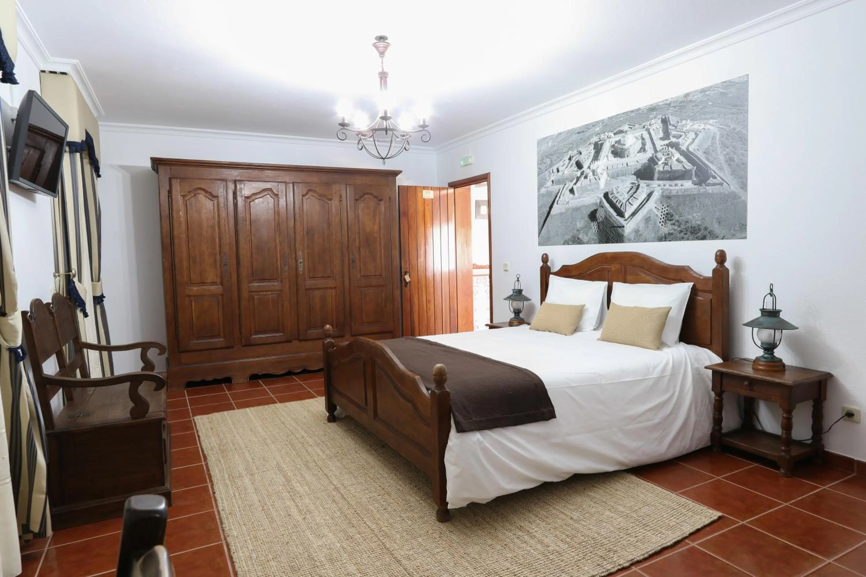 Bathroom, Bed in Monte da Graça