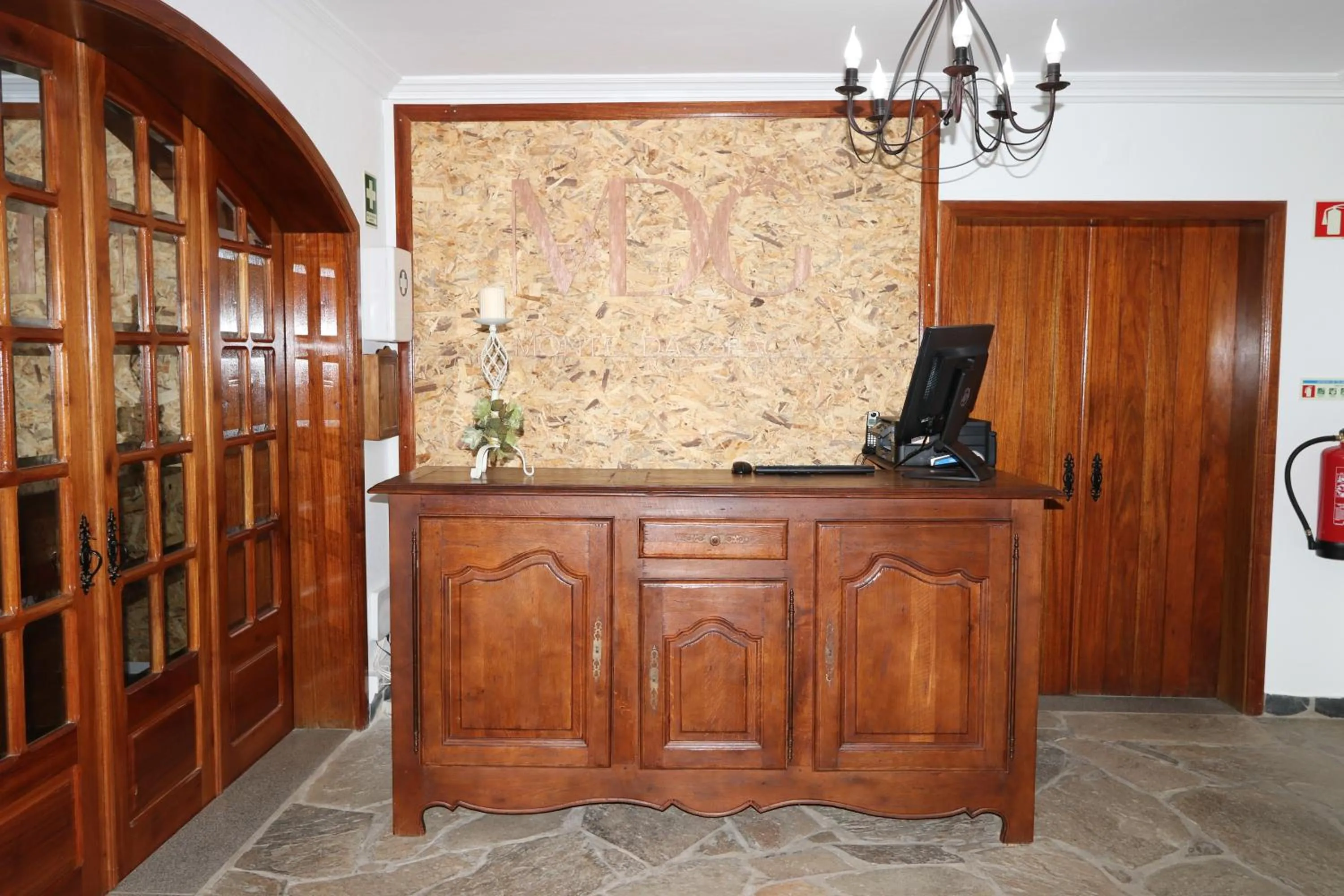 Property building in Monte da Graça