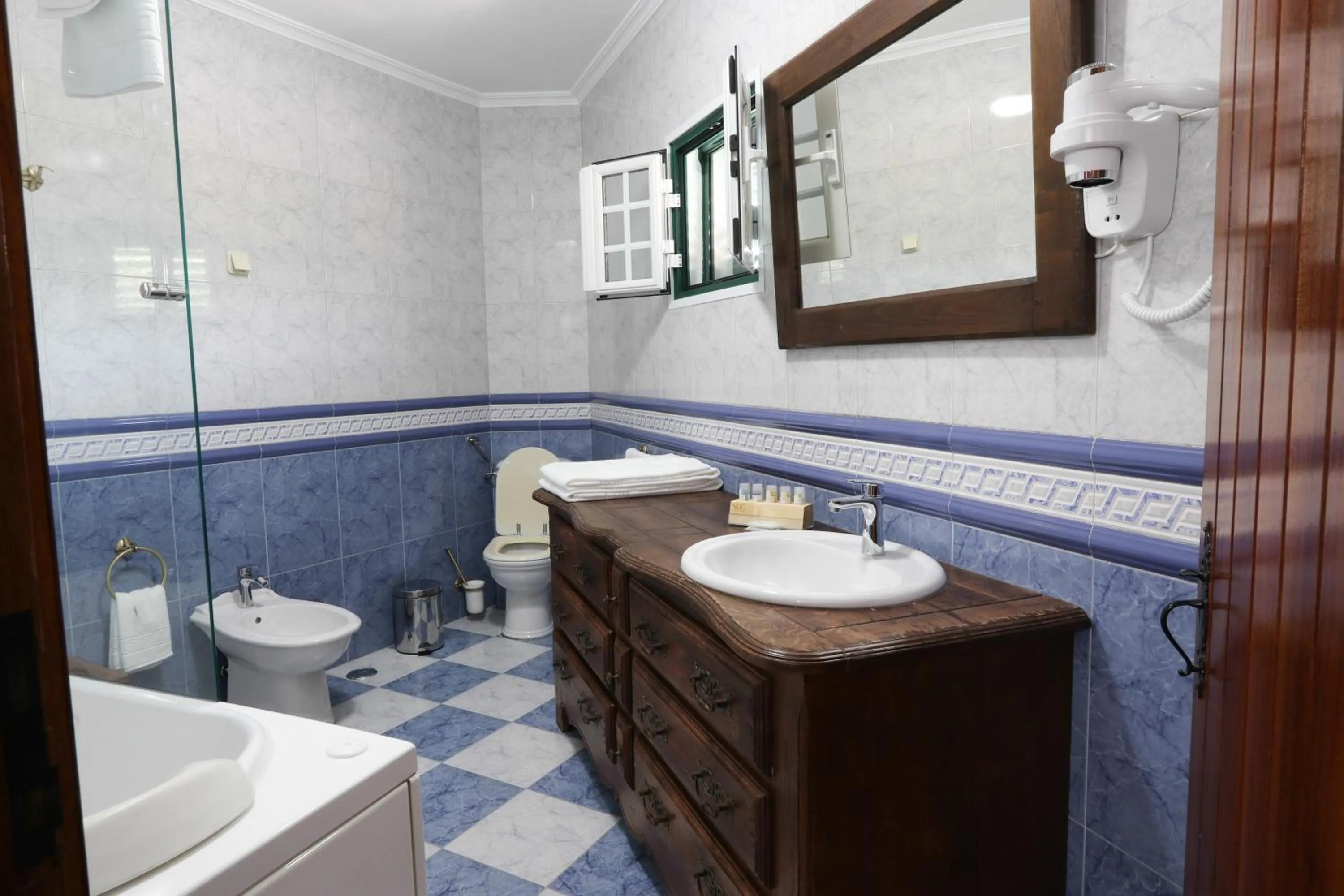 Shower in Monte da Graça