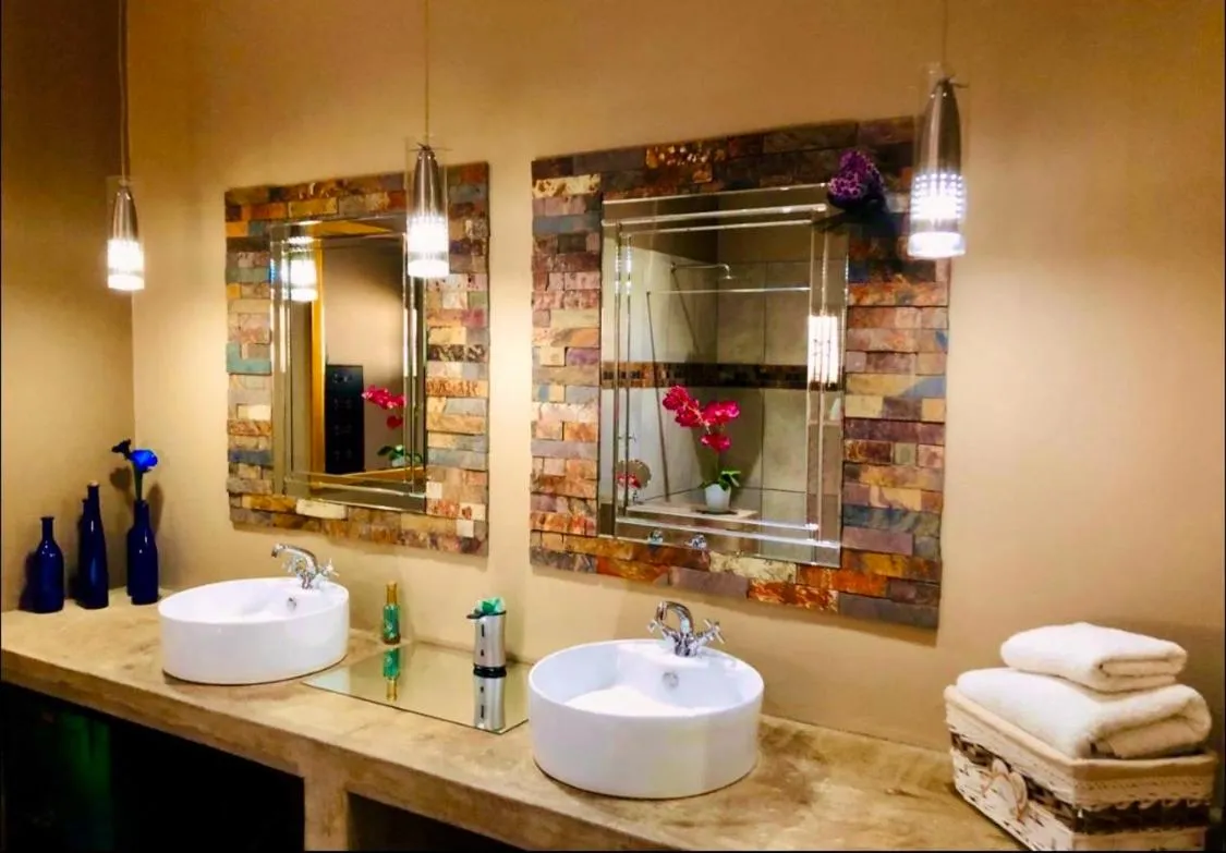 Bathroom in Rooibos Retreat