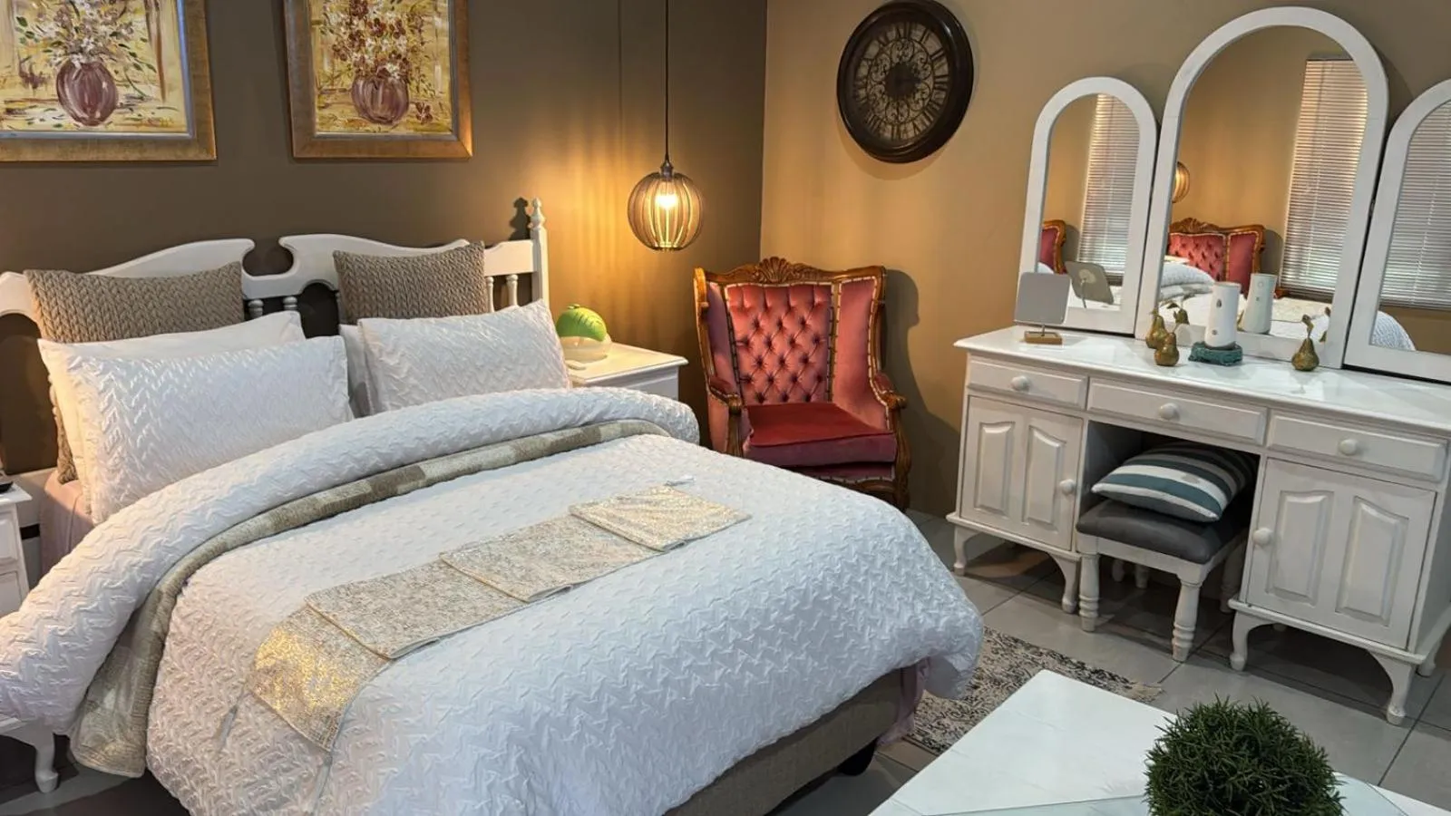 Bed in Rooibos Retreat