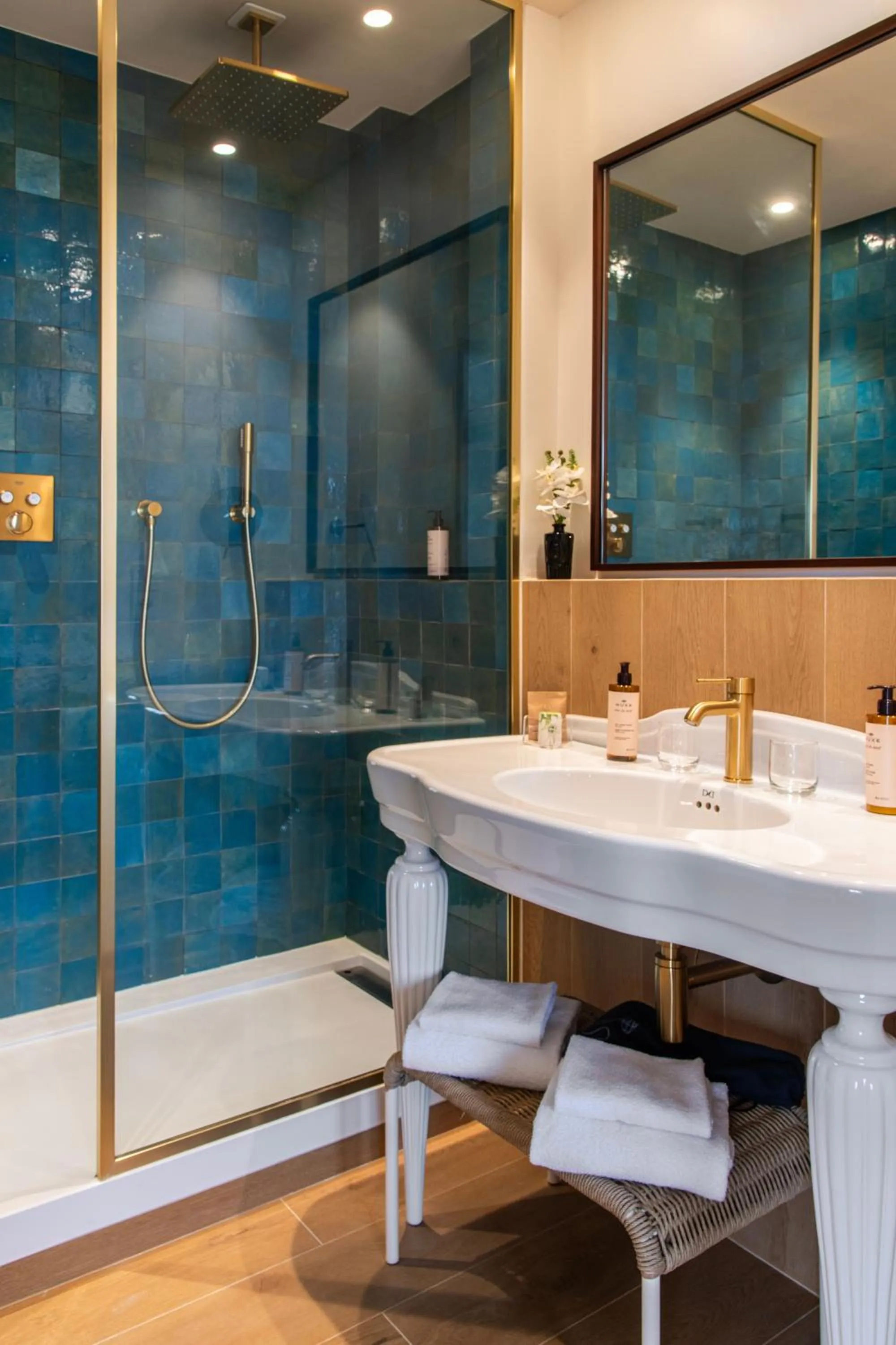 Bathroom in Hotel Mercure La Baule Majestic