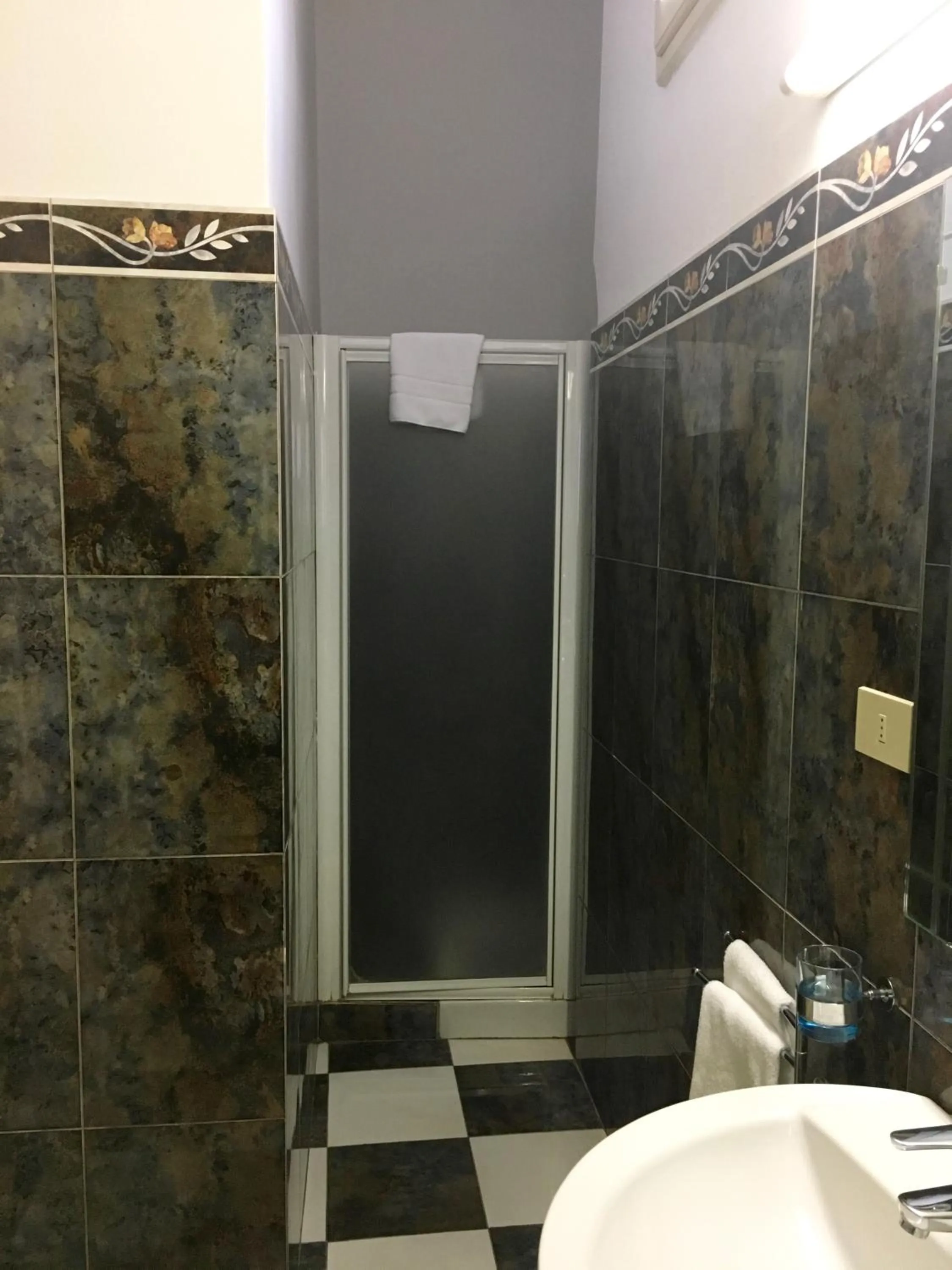 Shower in Soggiorno Antica Torre