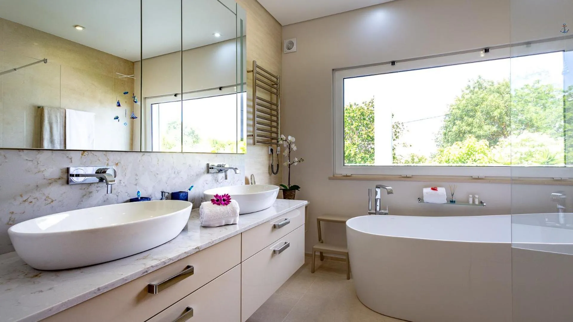 Bathroom in Villa Mebahel - Boliqueime