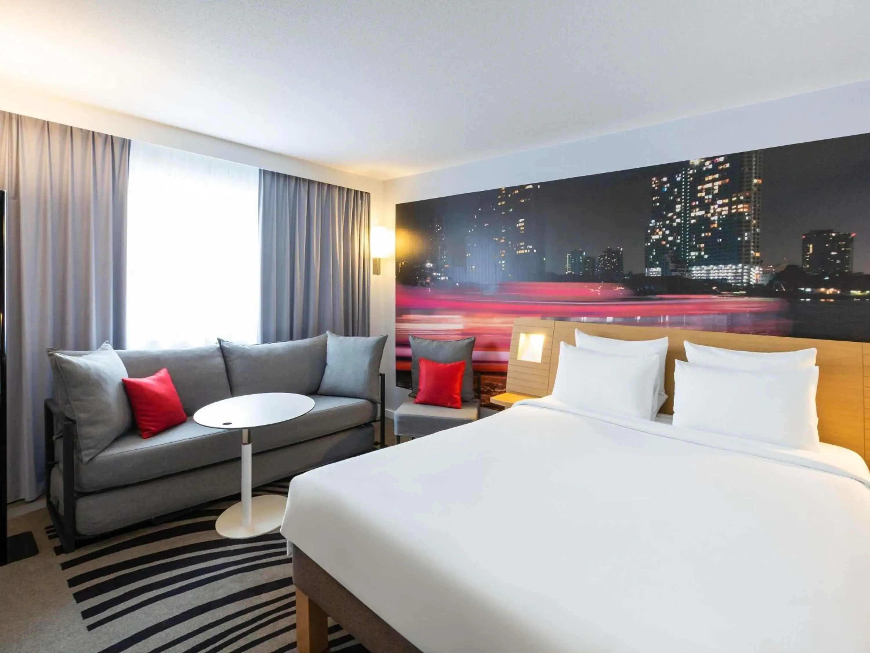 Family Room With Two Children Beds On Request in Novotel Bordeaux Centre Ville Family Room With Two Children Beds On Request in Novotel Bordeaux Centre Ville