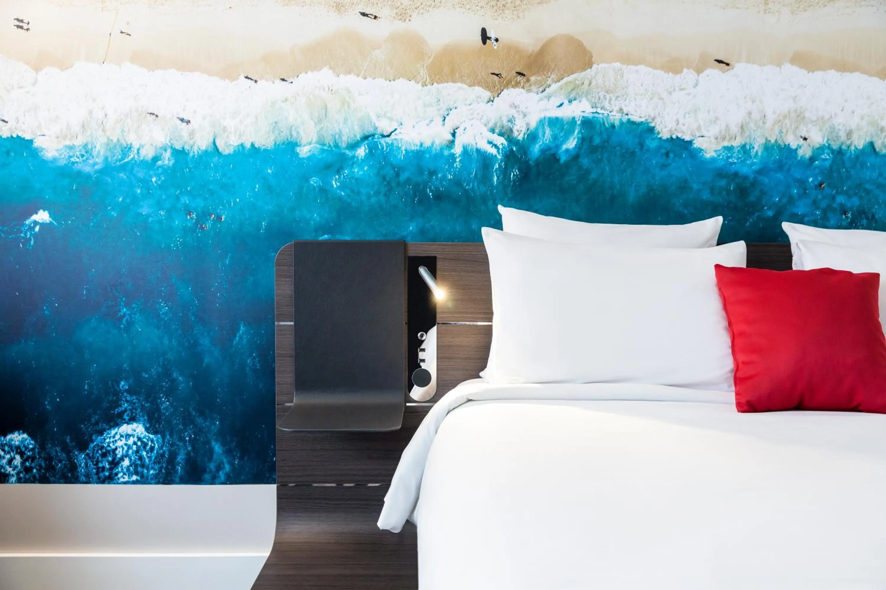 Bedroom, Bed in Novotel Bordeaux Centre Ville