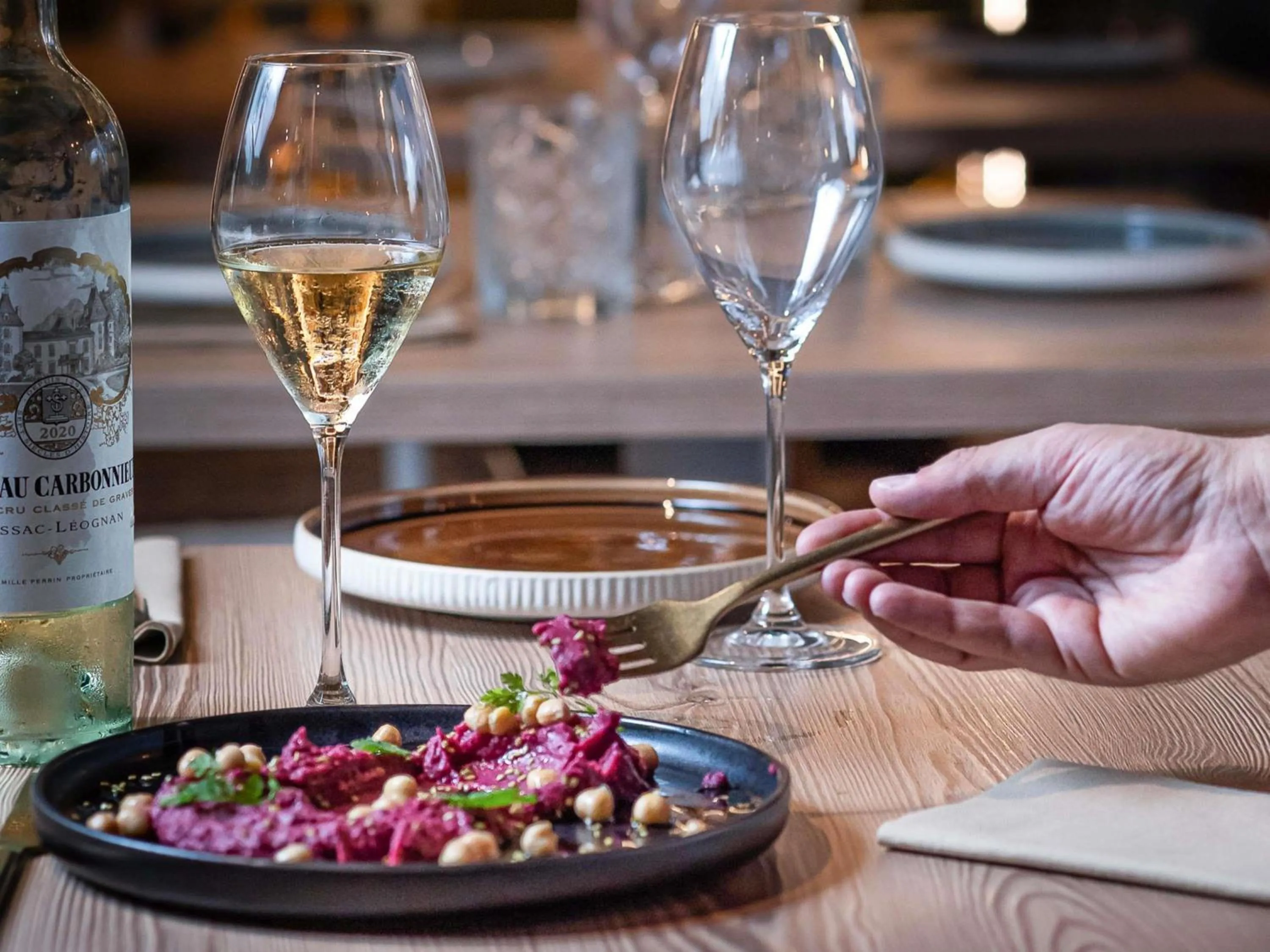 Restaurant/places to eat in Novotel Bordeaux Centre Ville