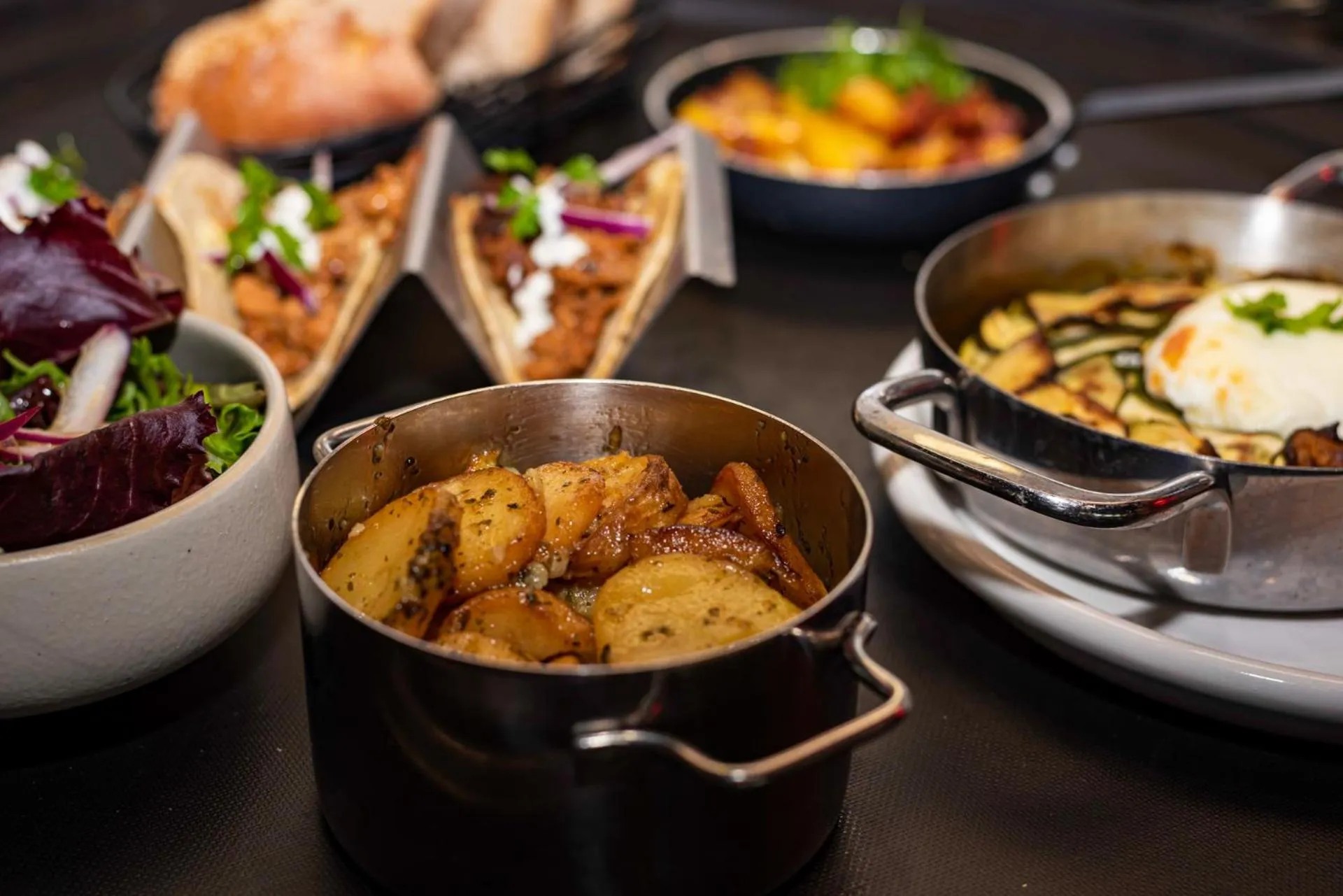 Food and drinks in Novotel Bordeaux Centre Ville