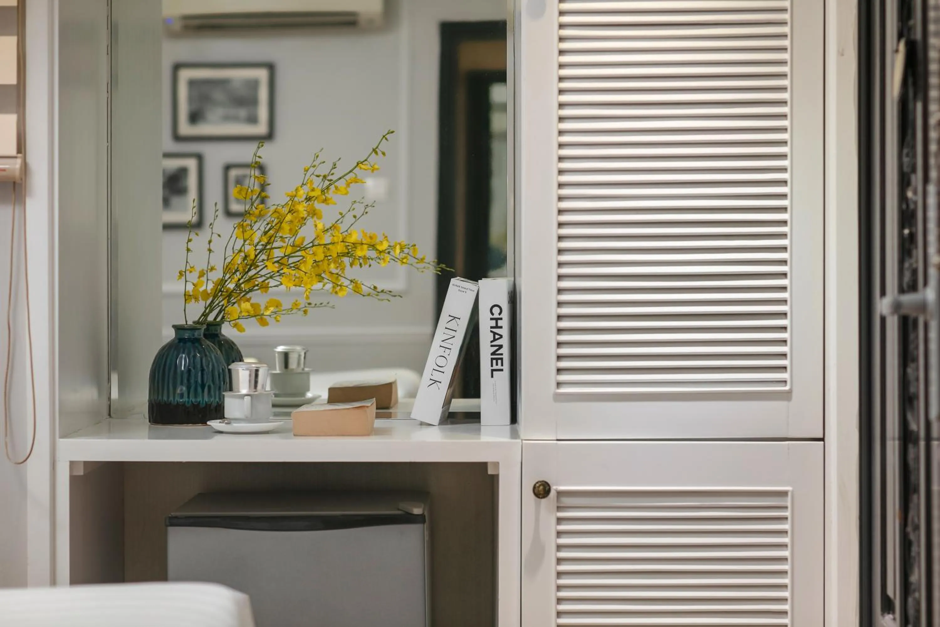 wardrobe in Lavender Central Hotel & Spa Hanoi