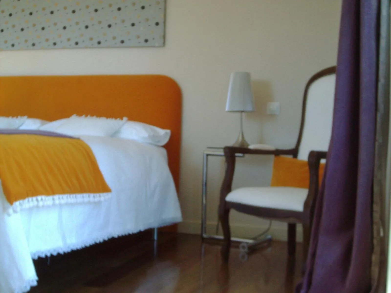 Decorative detail, Bed in Hotel Santa Coloma del Camino