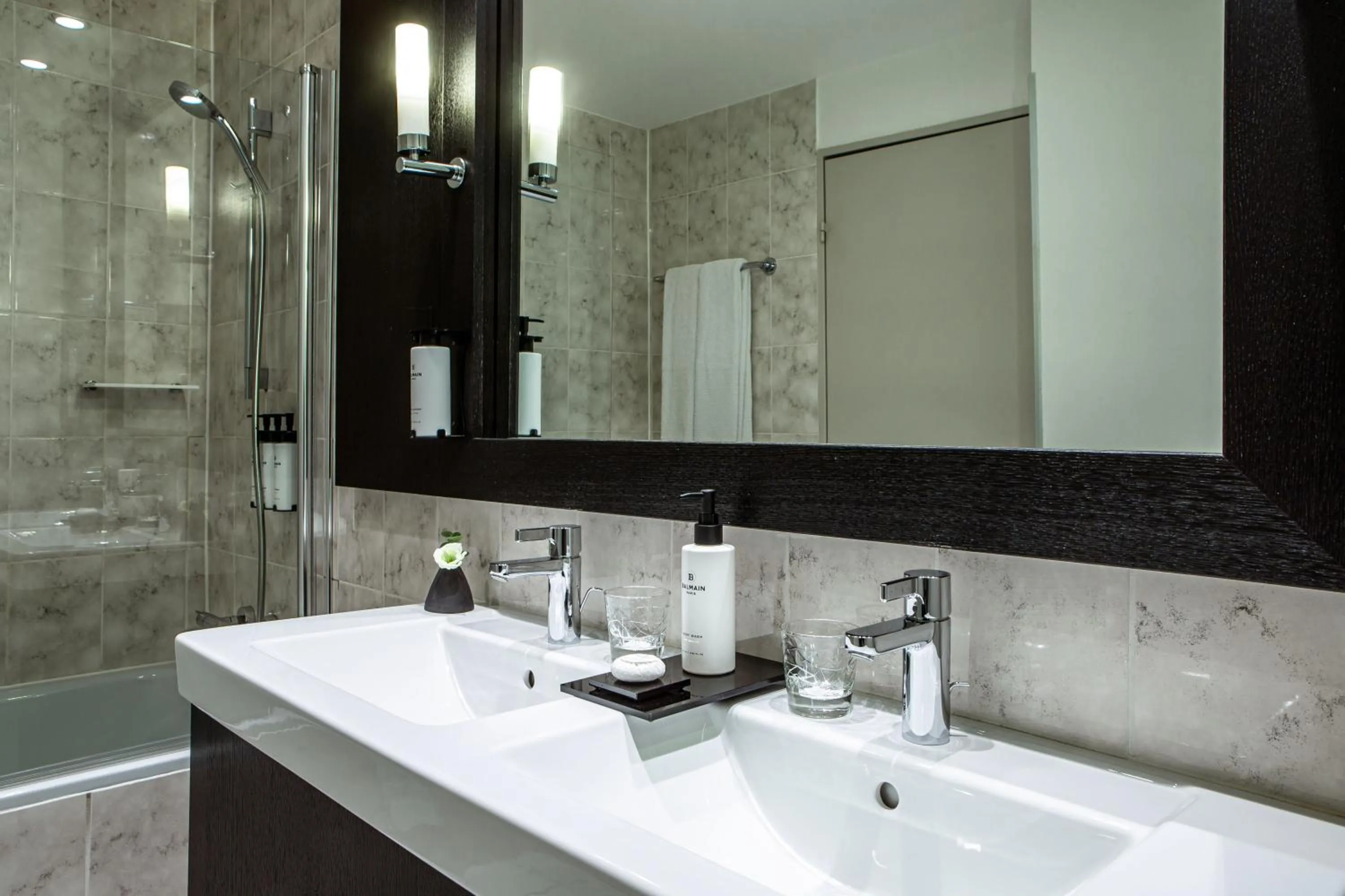 Bathroom in Sofitel Strasbourg Grande Ile