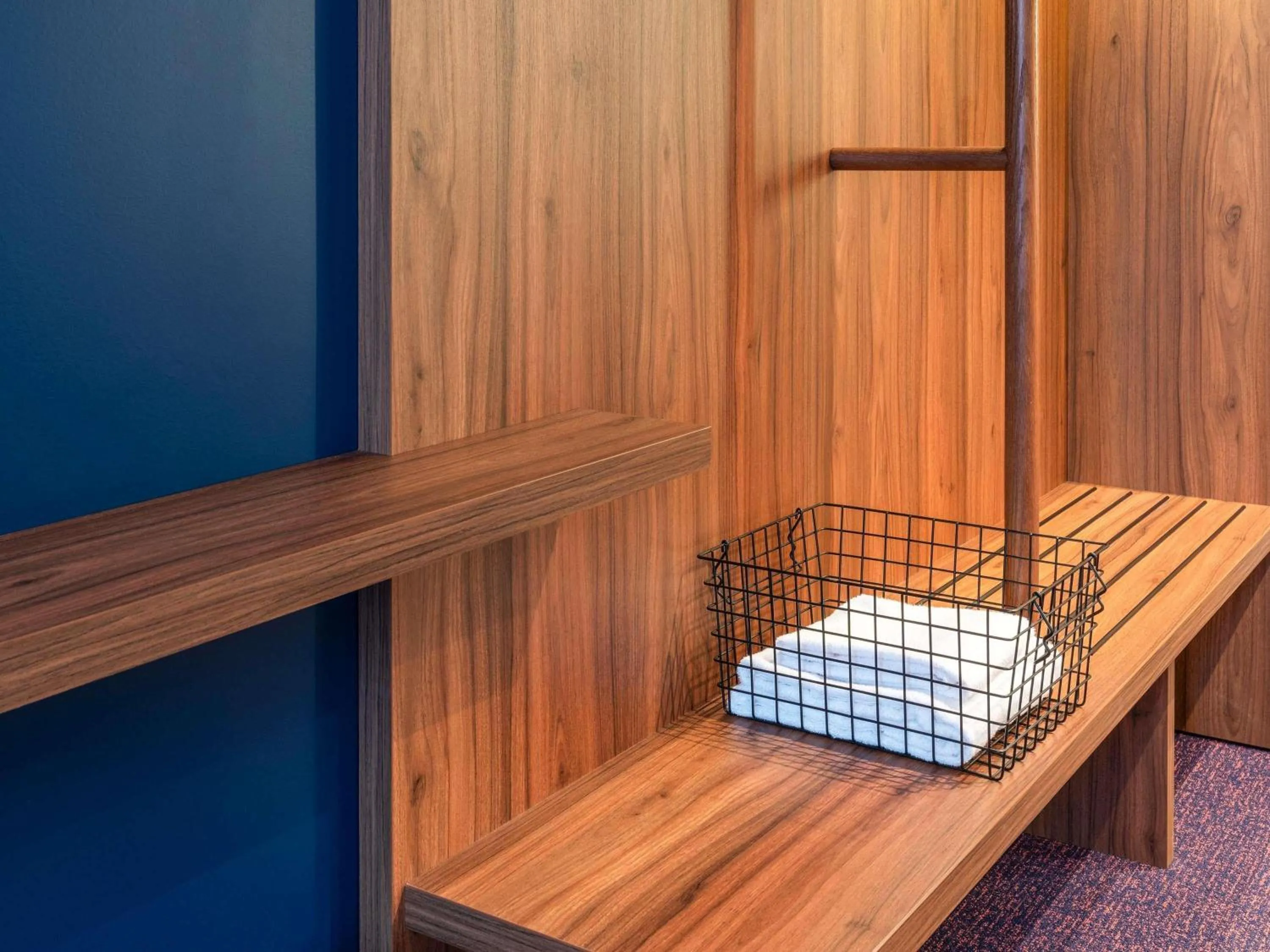 Bedroom in Mercure Caen Cote De Nacre